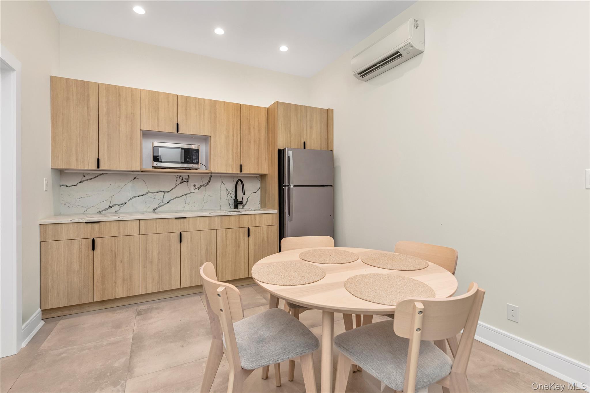 1527 149th Street, Whitestone, NY 11357