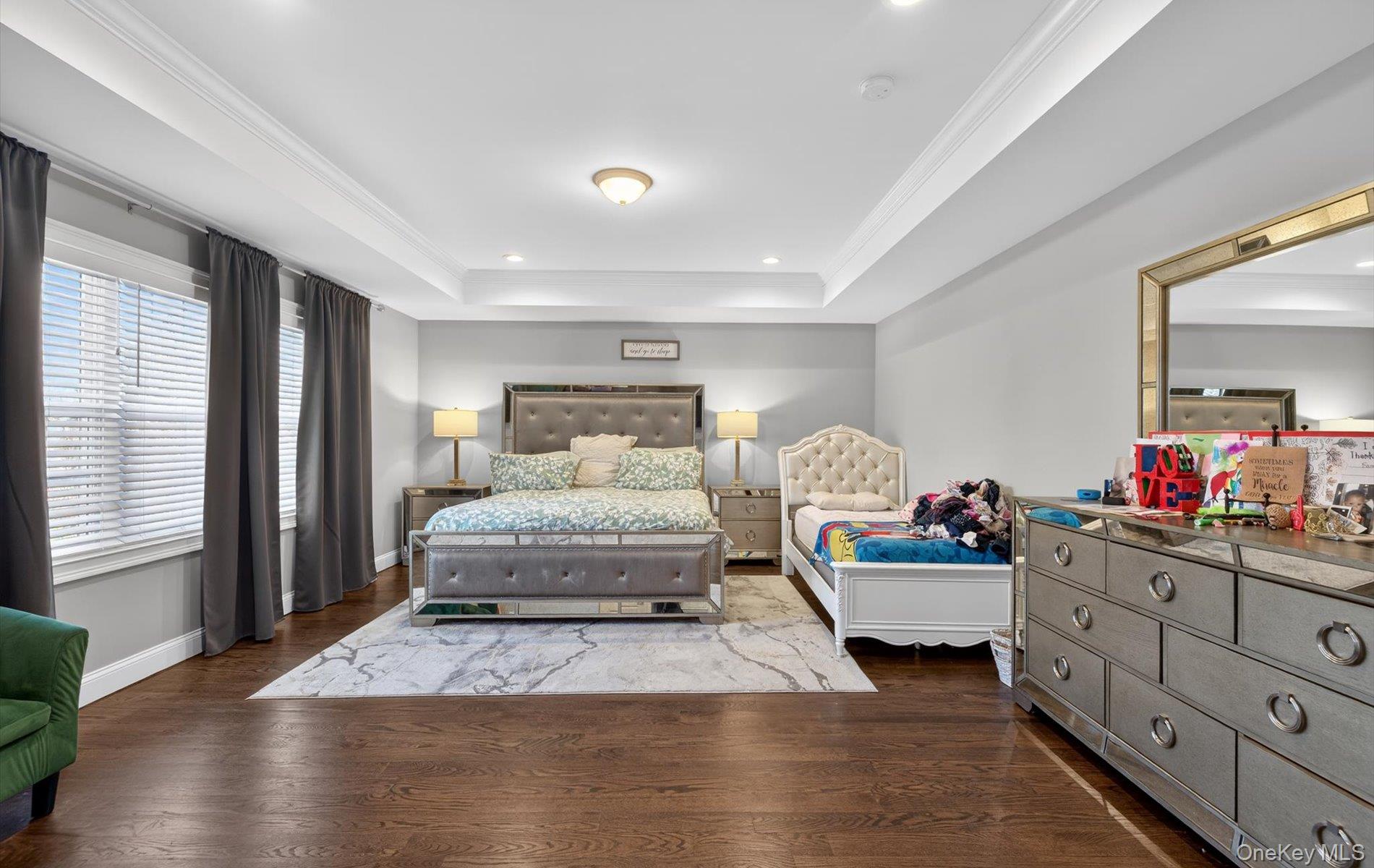 805 Pine Place, Bellmore, NY 11710