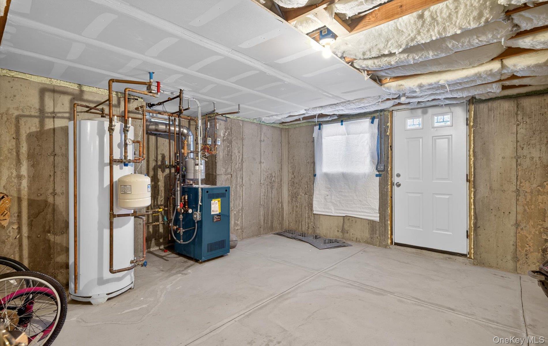 805 Pine Place, Bellmore, NY 11710