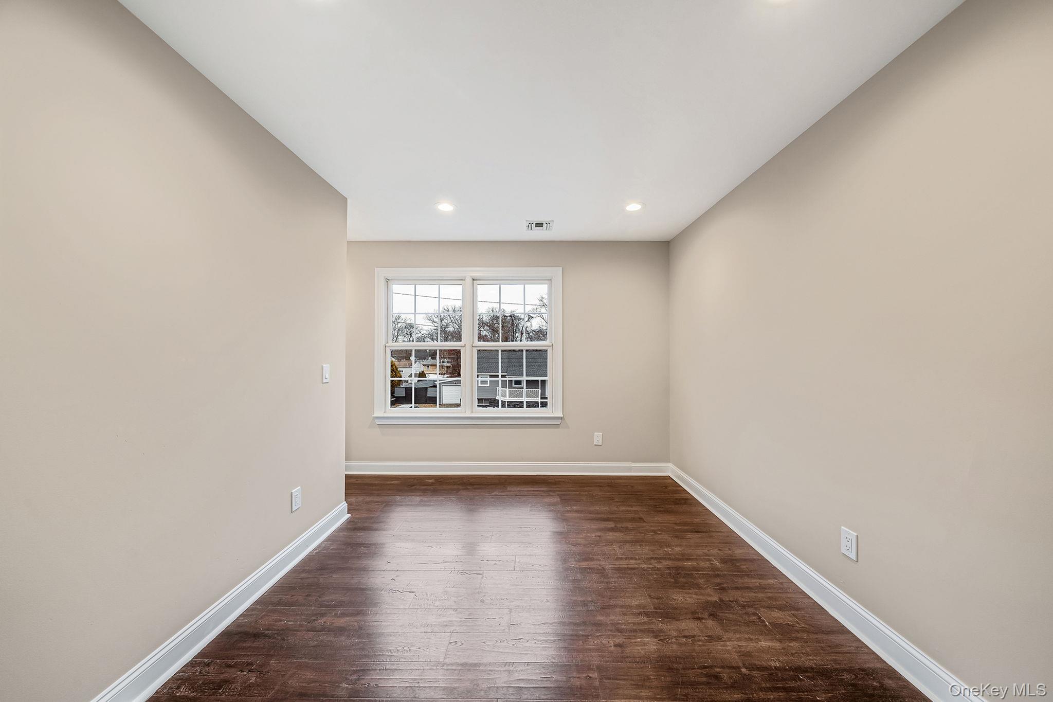 30 Lakeview Drive, Mastic Beach, NY 11951