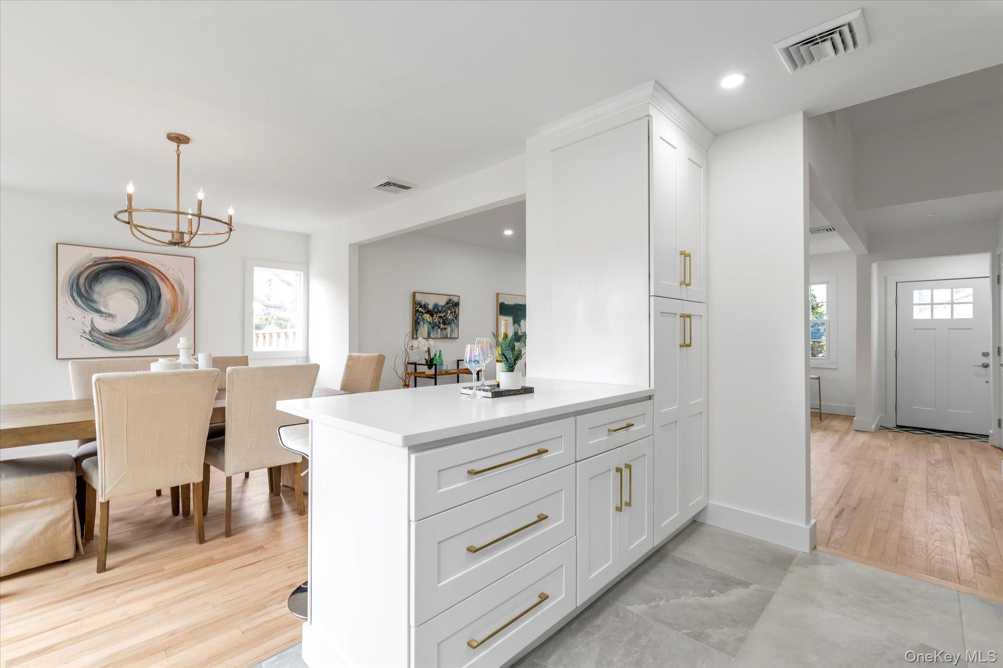 513 Dee Court, East Meadow, NY 11554