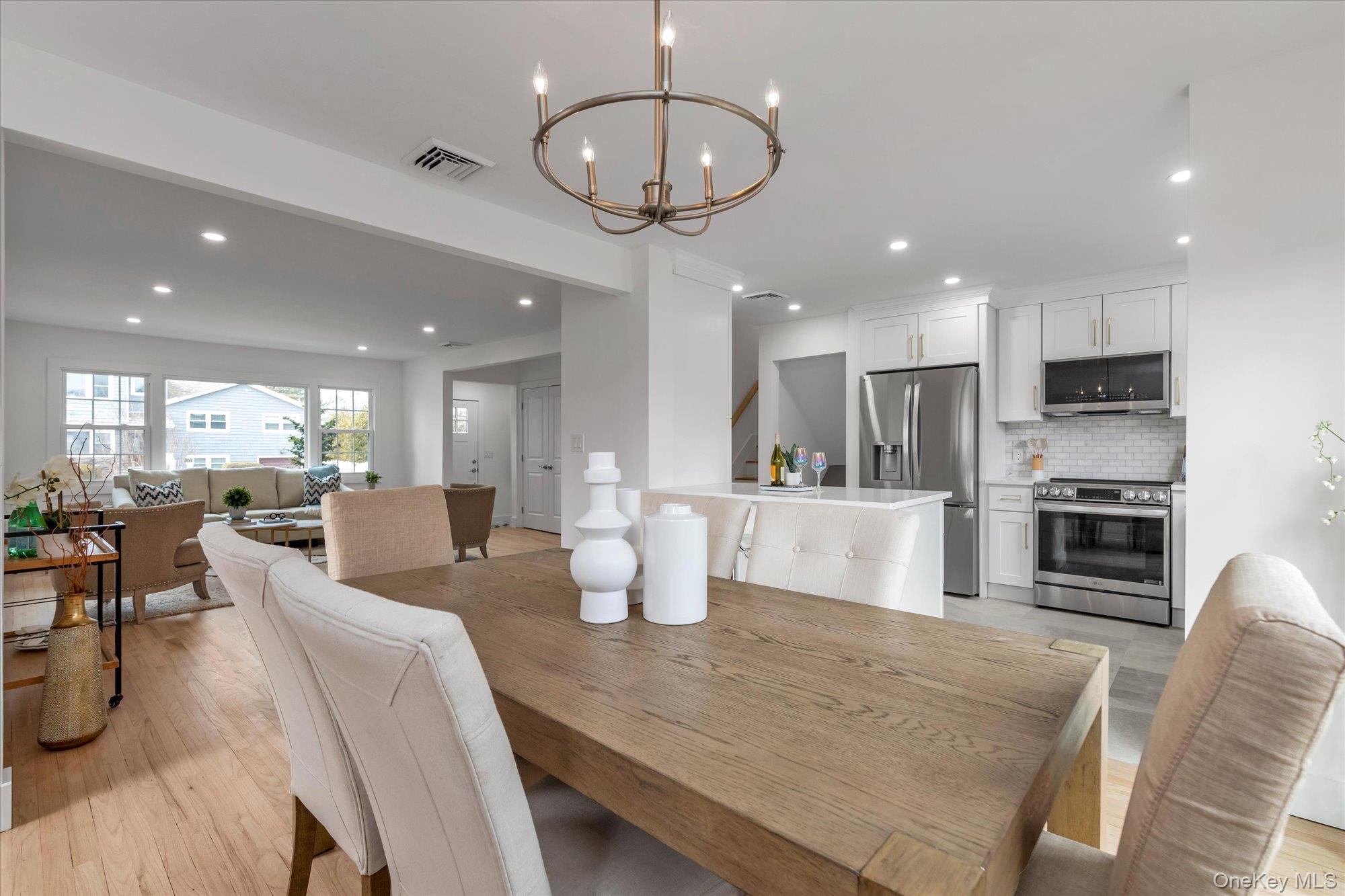 513 Dee Court, East Meadow, NY 11554