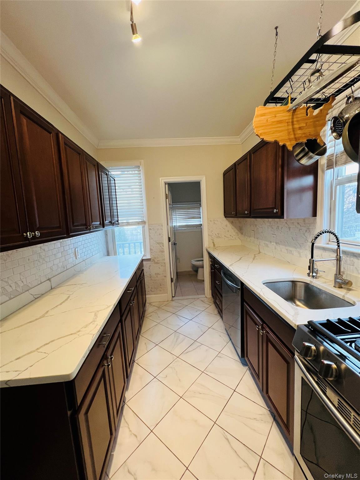 2313 Ellis Avenue, Bronx, NY 10462