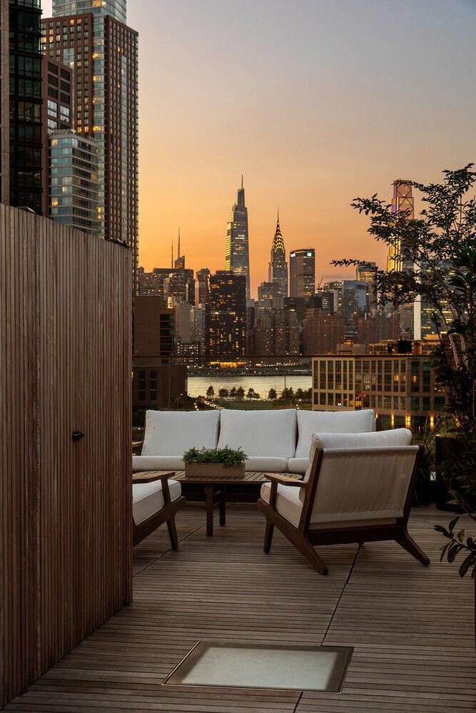 68 COMMERCIAL Street # PENTHOUSE, Brooklyn, NY 11222