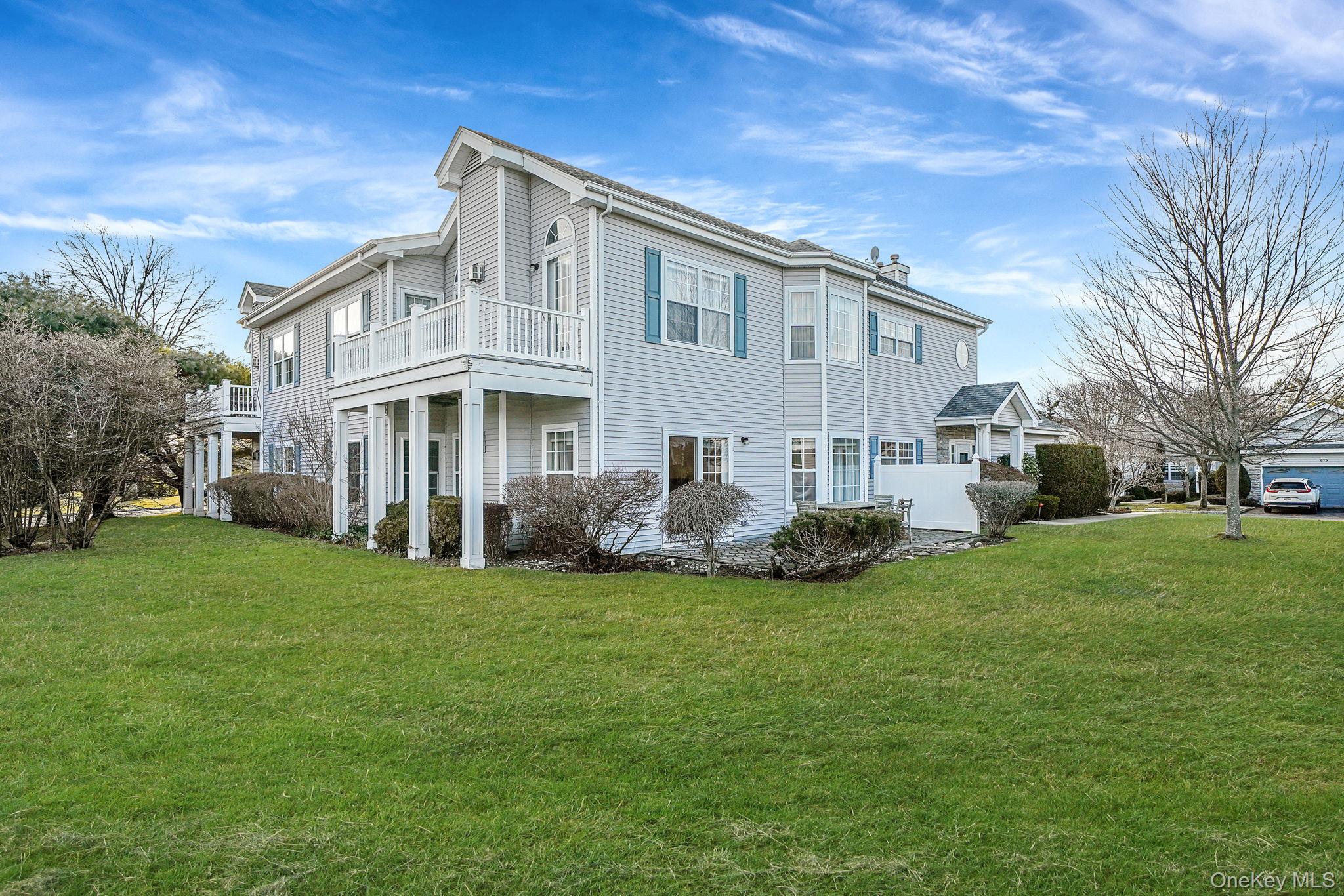 554 Mirror Pond Court, Moriches, NY 11955