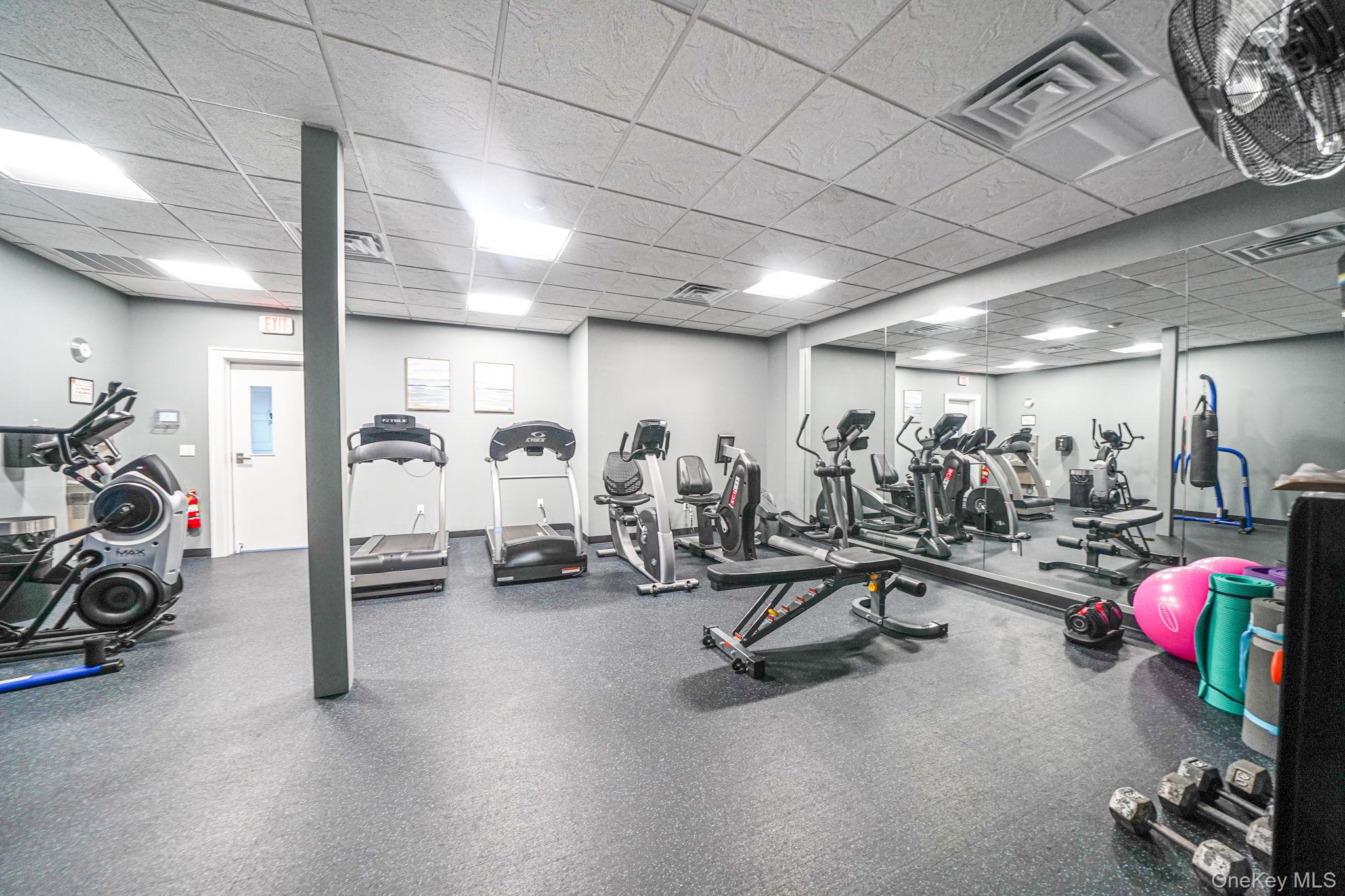 554 Mirror Pond Court, Moriches, NY 11955