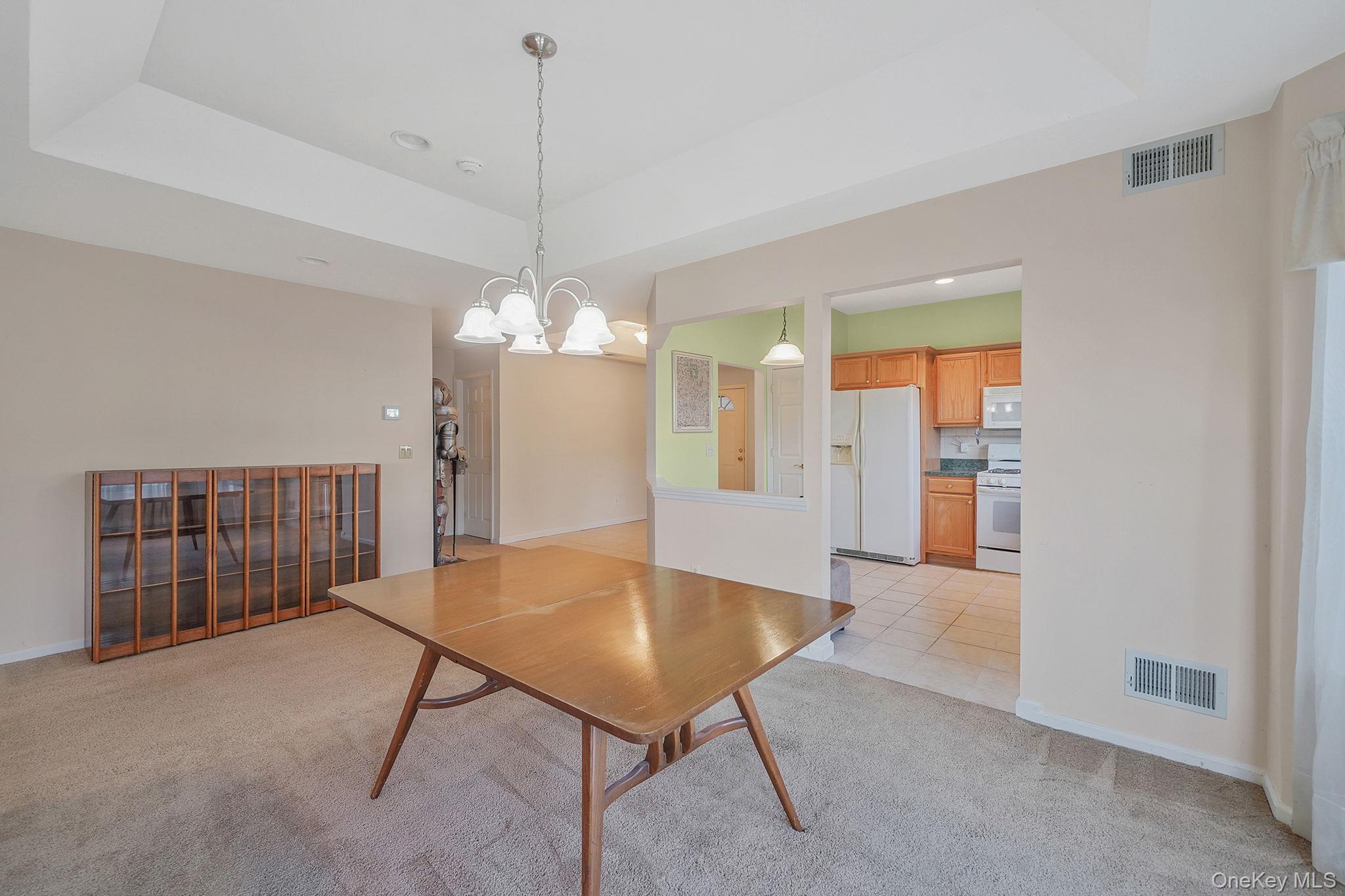 554 Mirror Pond Court, Moriches, NY 11955