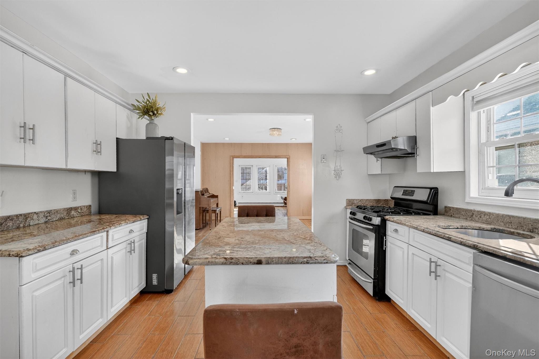 138-16 230th Street, Laurelton, NY 11413