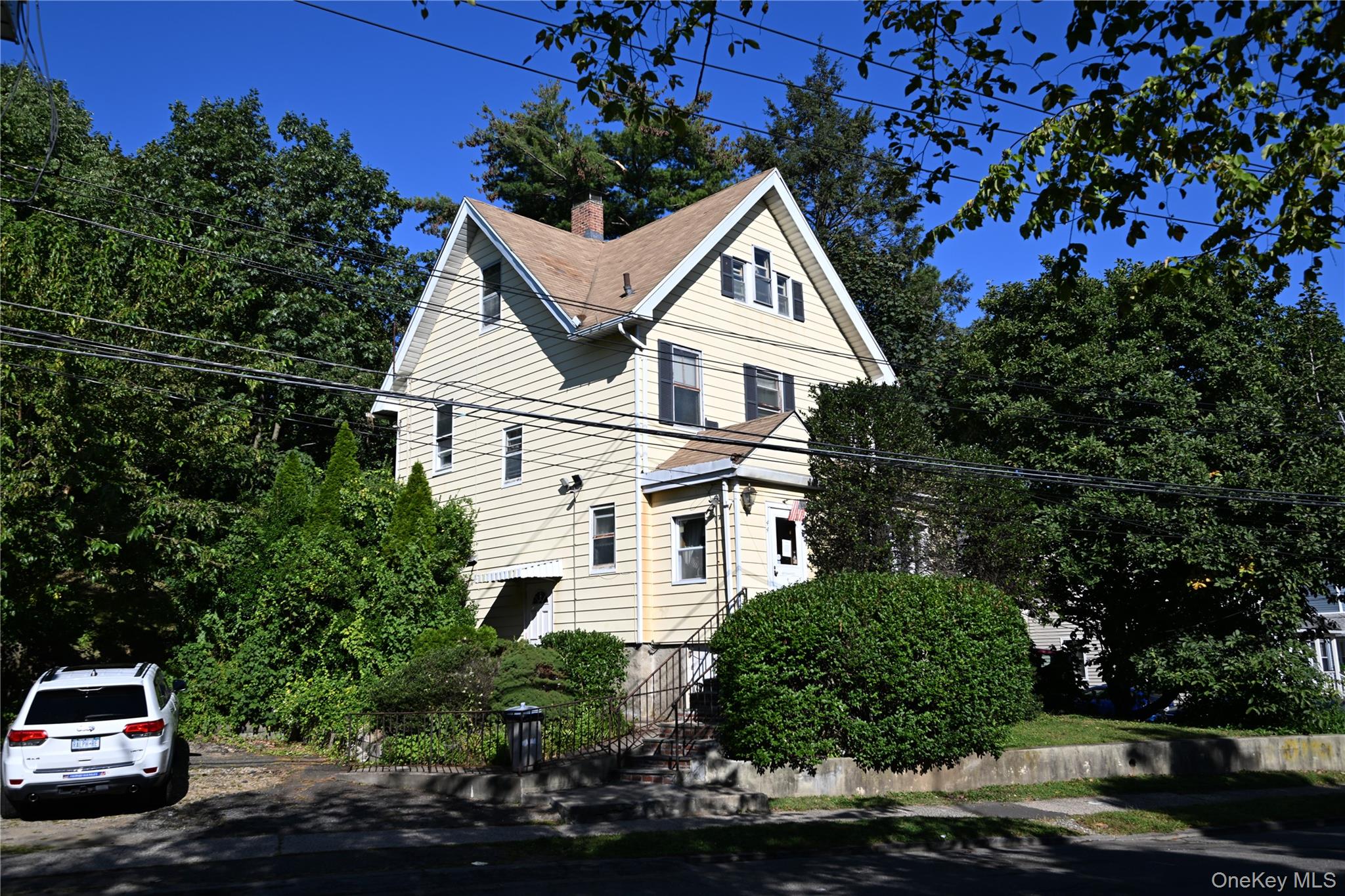 44 Rockdale Avenue, New Rochelle, NY 10801