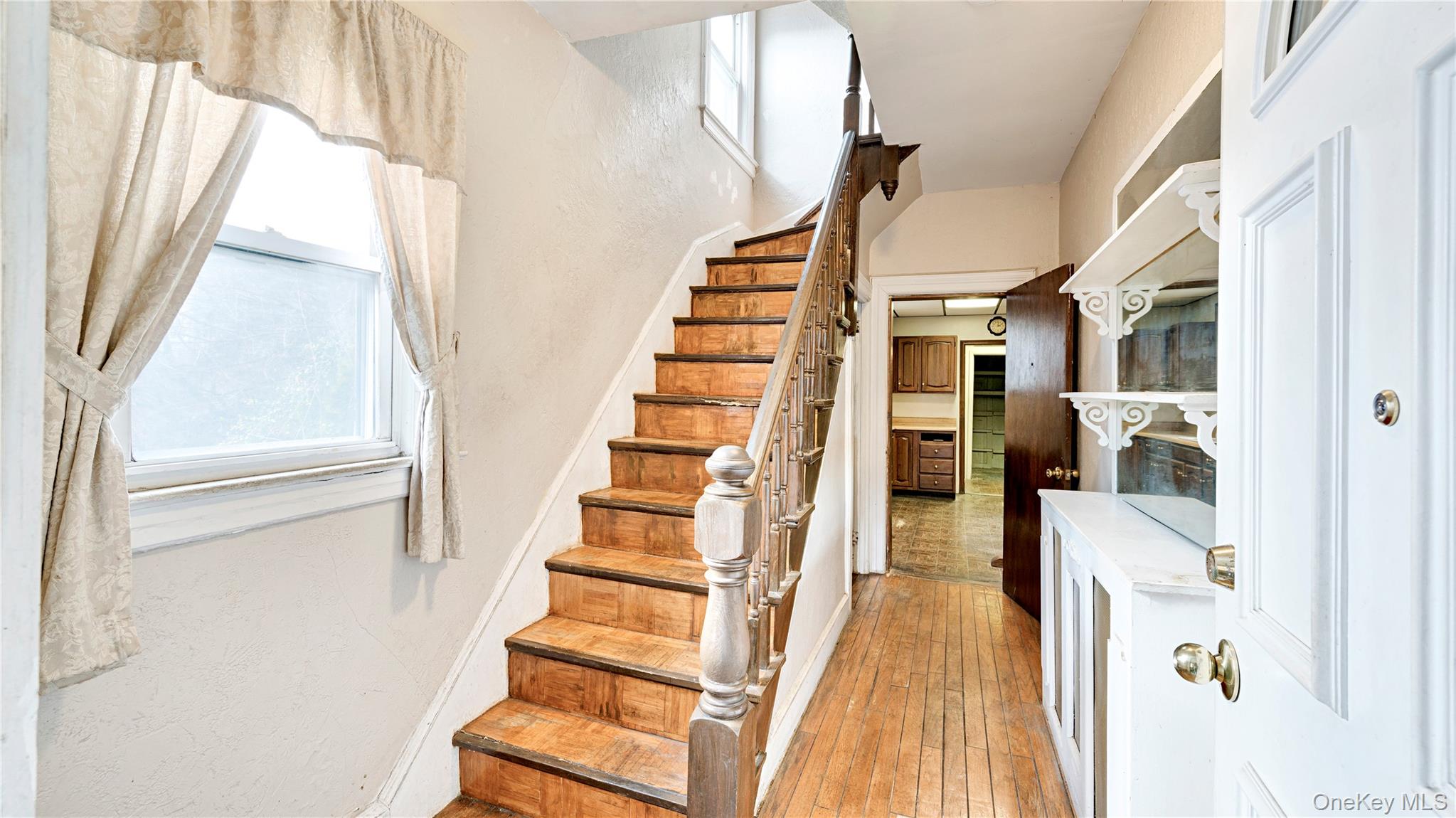 44 Rockdale Avenue, New Rochelle, NY 10801