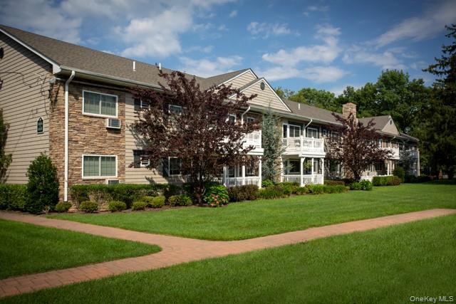 660 Veterans Highway # 4-1G, Hauppauge, NY 11788