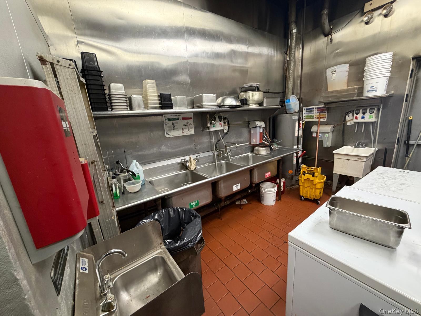 340 W. Jericho turnpike, Huntington, NY 11743