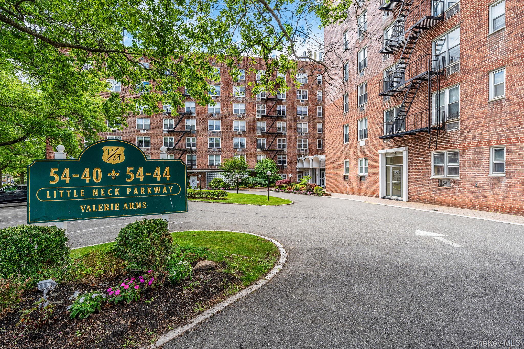 54-40 Little Neck Parkway # 4F, Little Neck, NY 11362