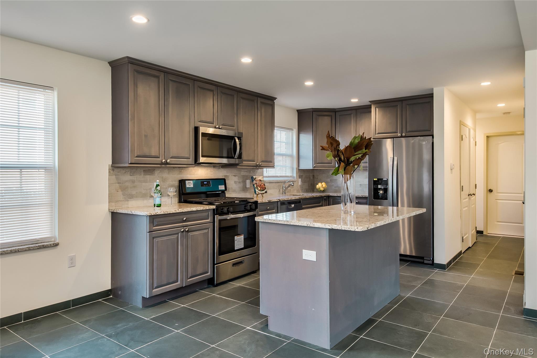 36 Carney # 1st Fl, Glen Cove, NY 11542