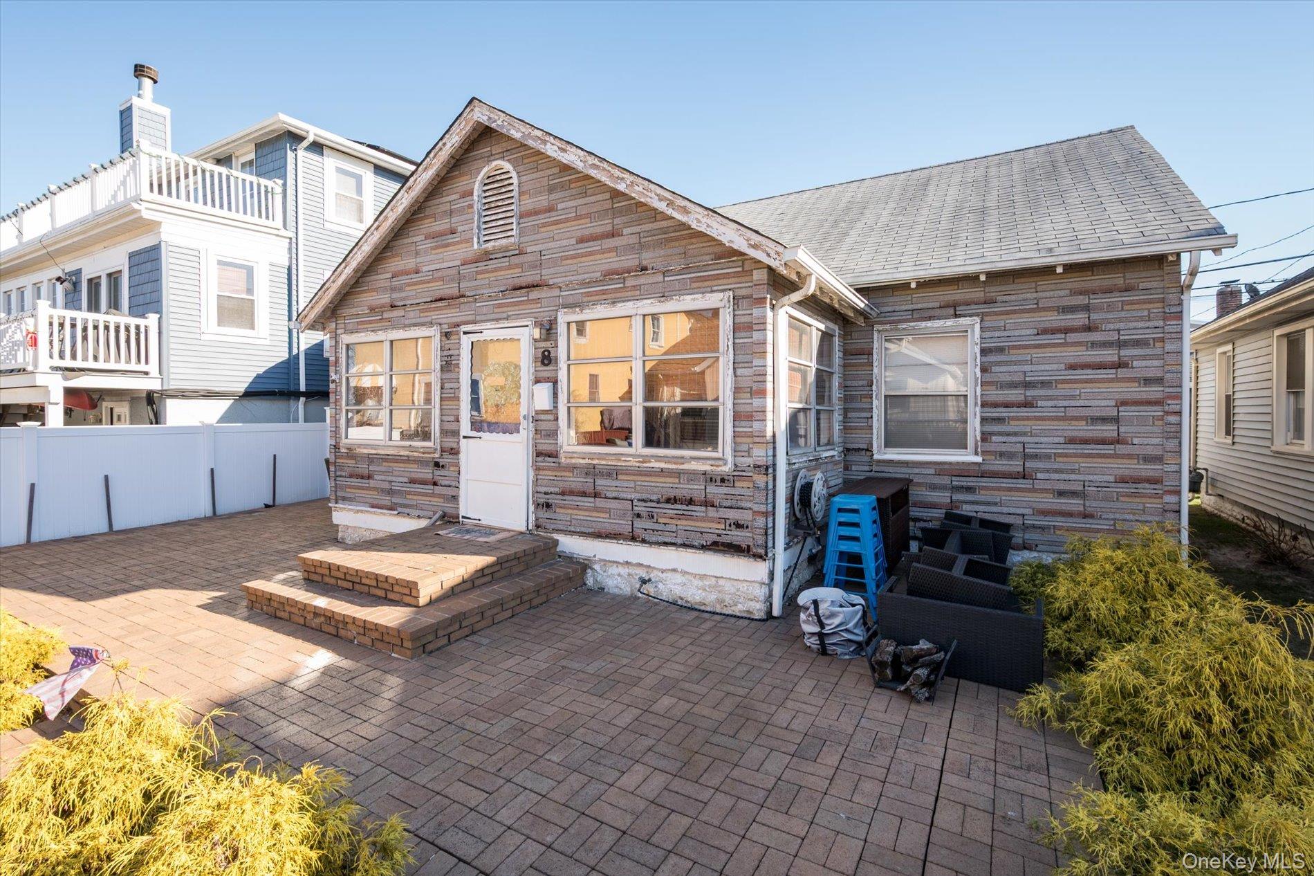 8 July Walk, Long Beach, NY 11561