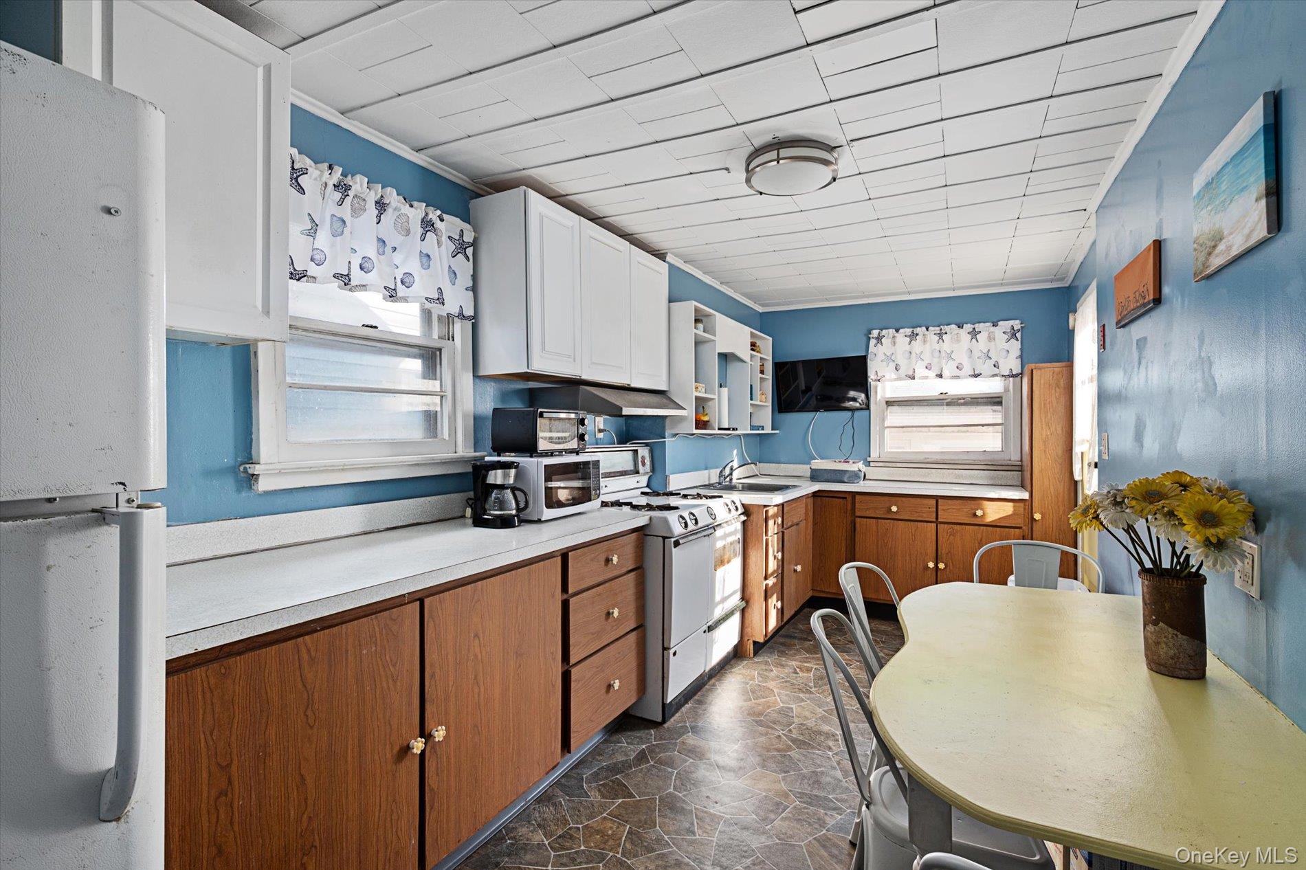 8 July Walk, Long Beach, NY 11561