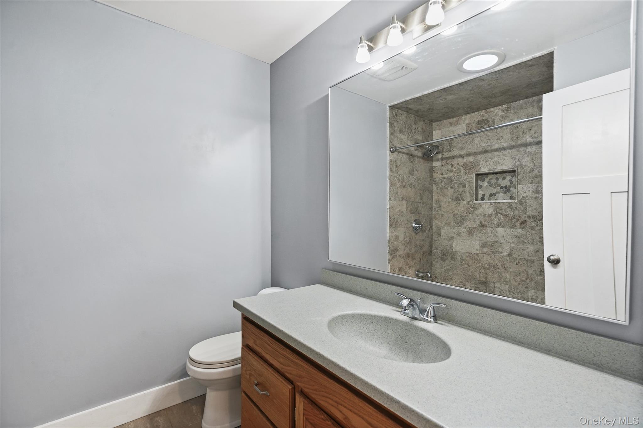 60 Arbutus Street, Putnam Valley, NY 10579