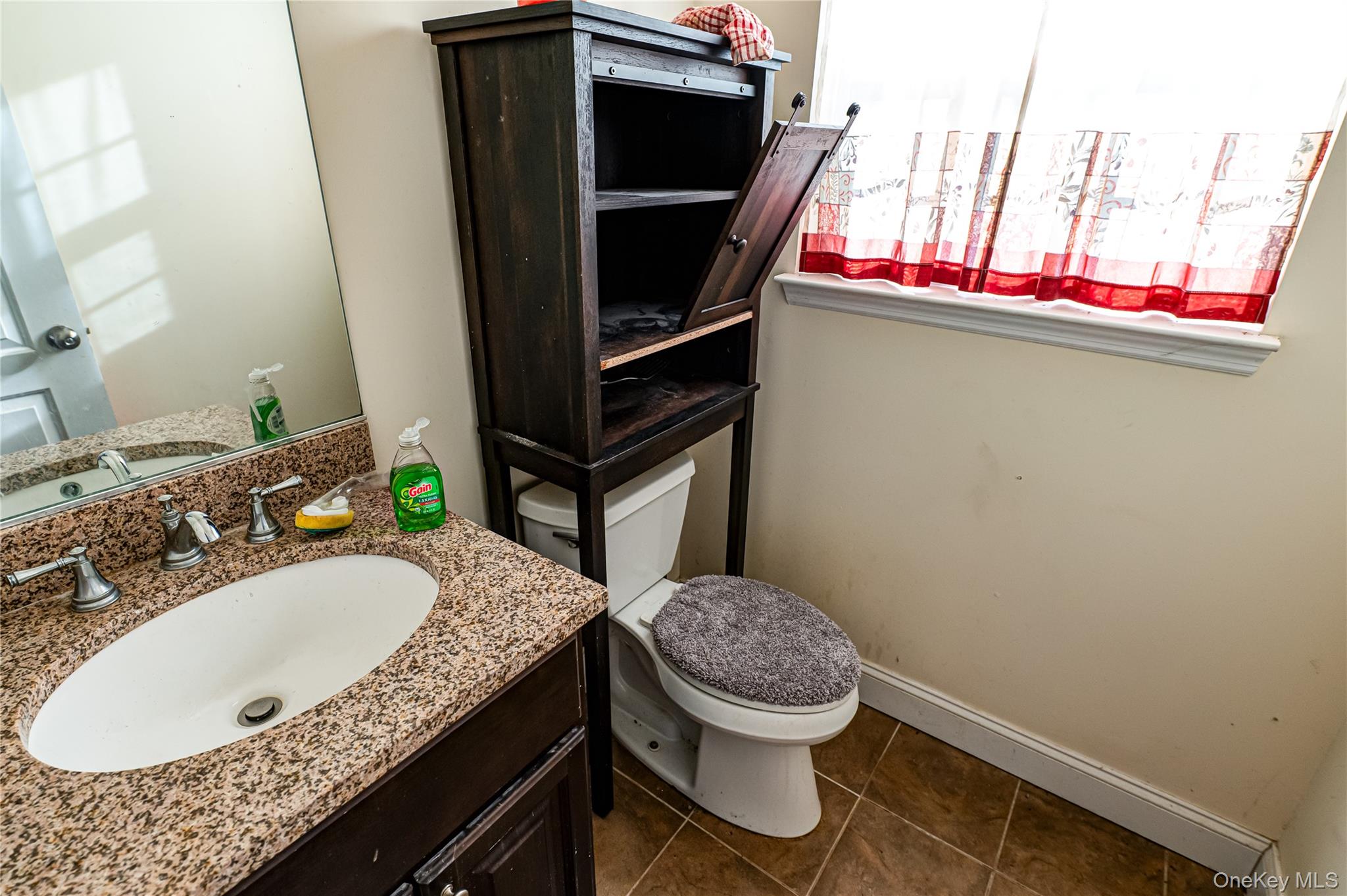 44 Chauncey Lane, Coram, NY 11727