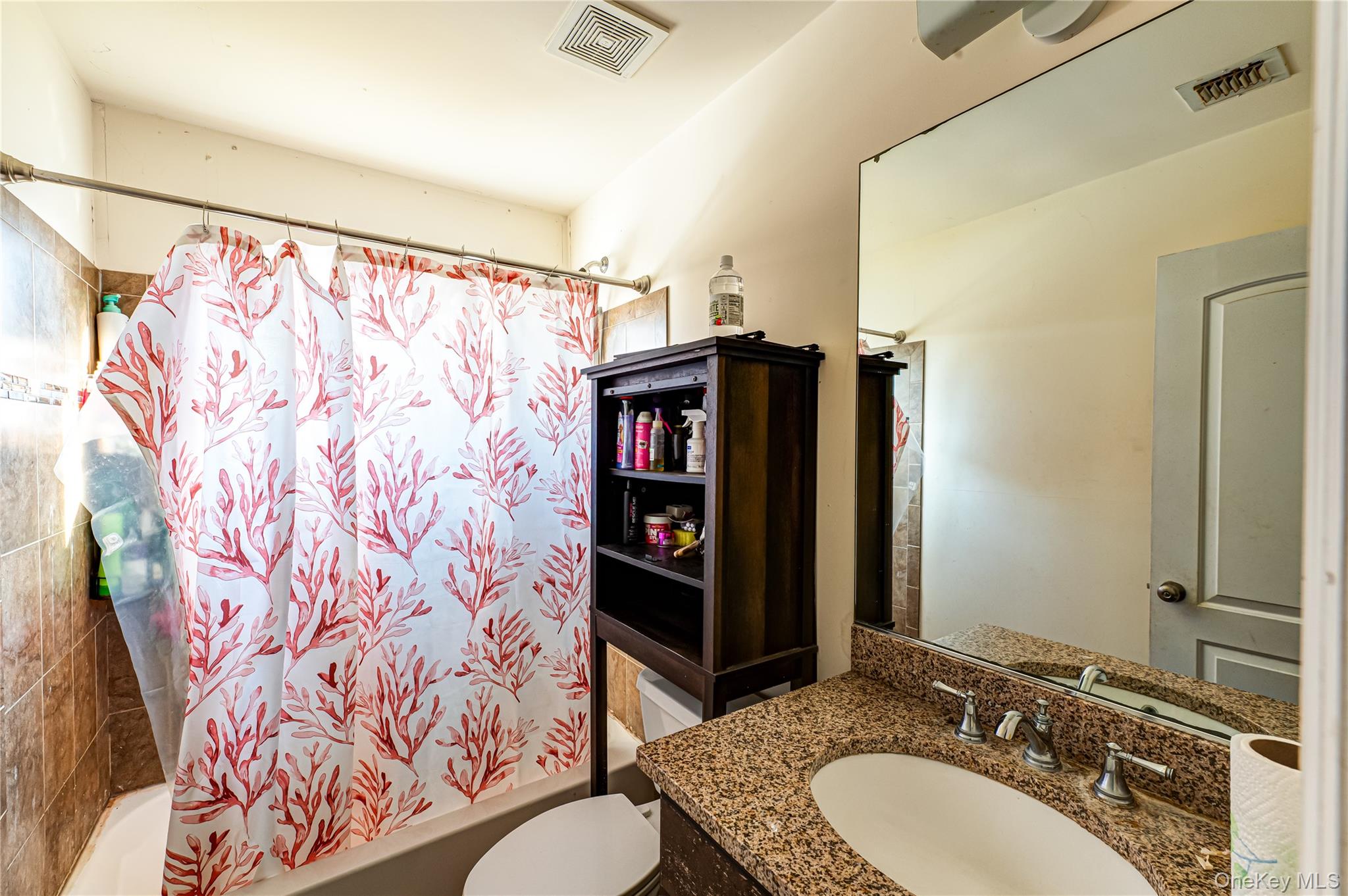 44 Chauncey Lane, Coram, NY 11727