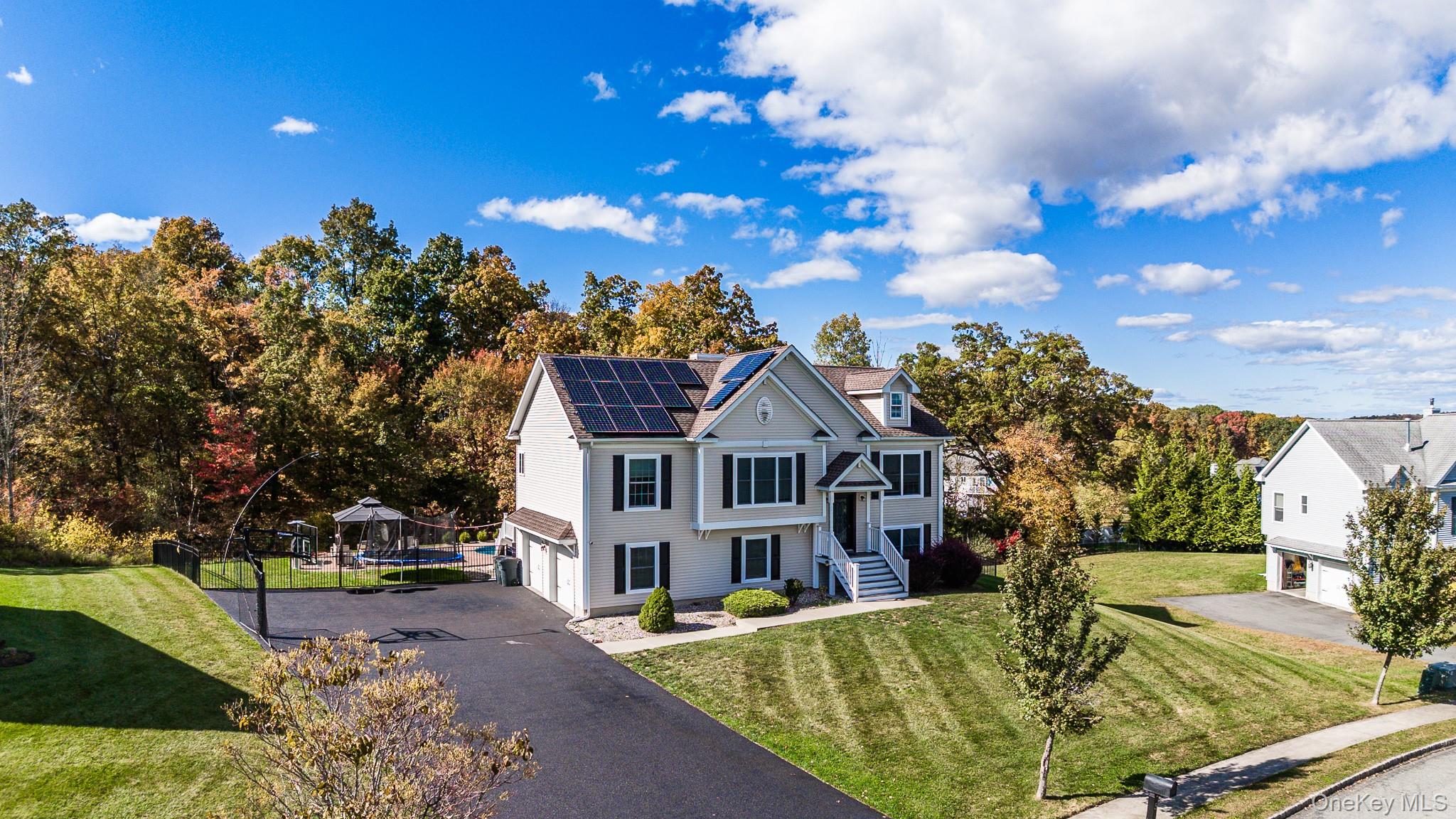 5 Deangelis Drive, Monroe, NY 10950