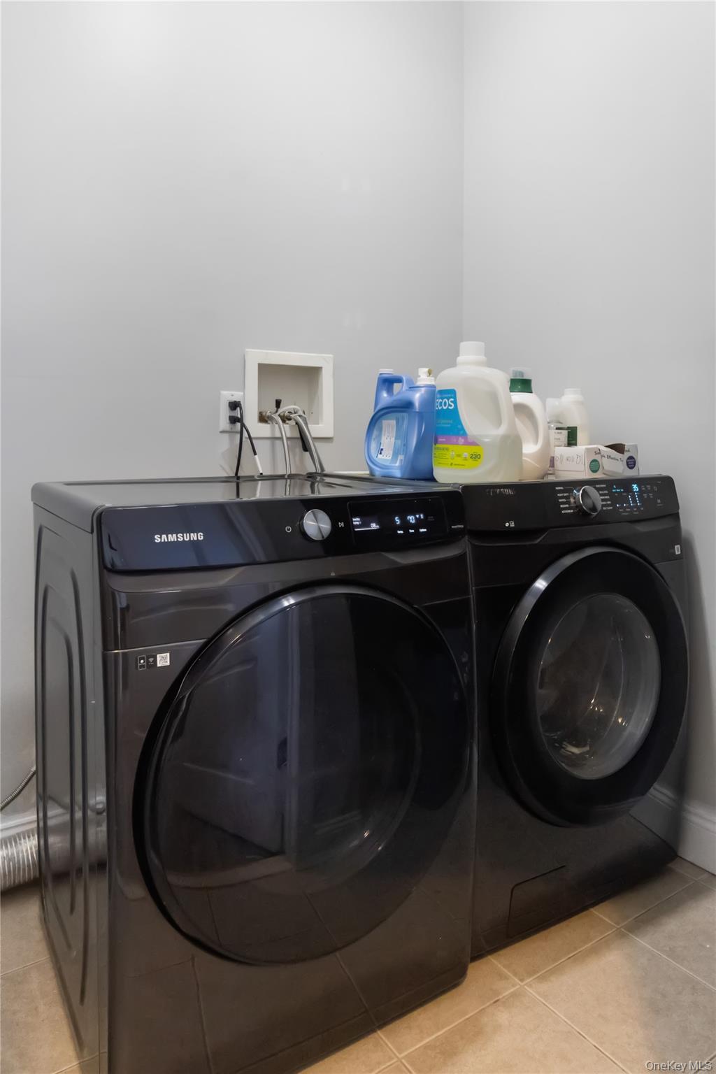 5 Deangelis Drive, Monroe, NY 10950