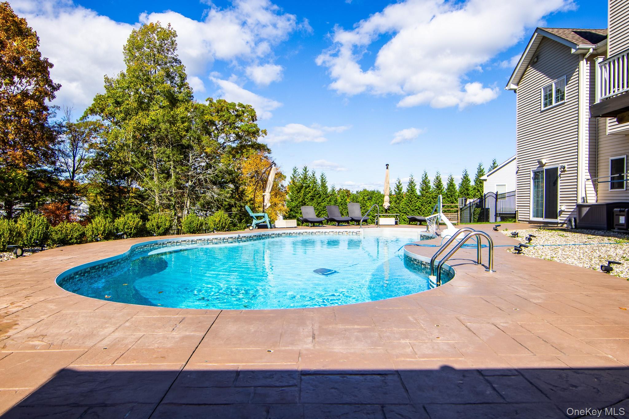 5 Deangelis Drive, Monroe, NY 10950