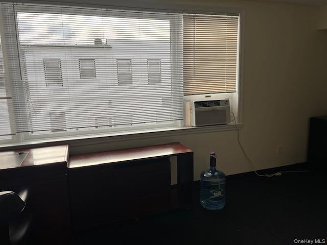 179 New York, Huntington, NY 11743