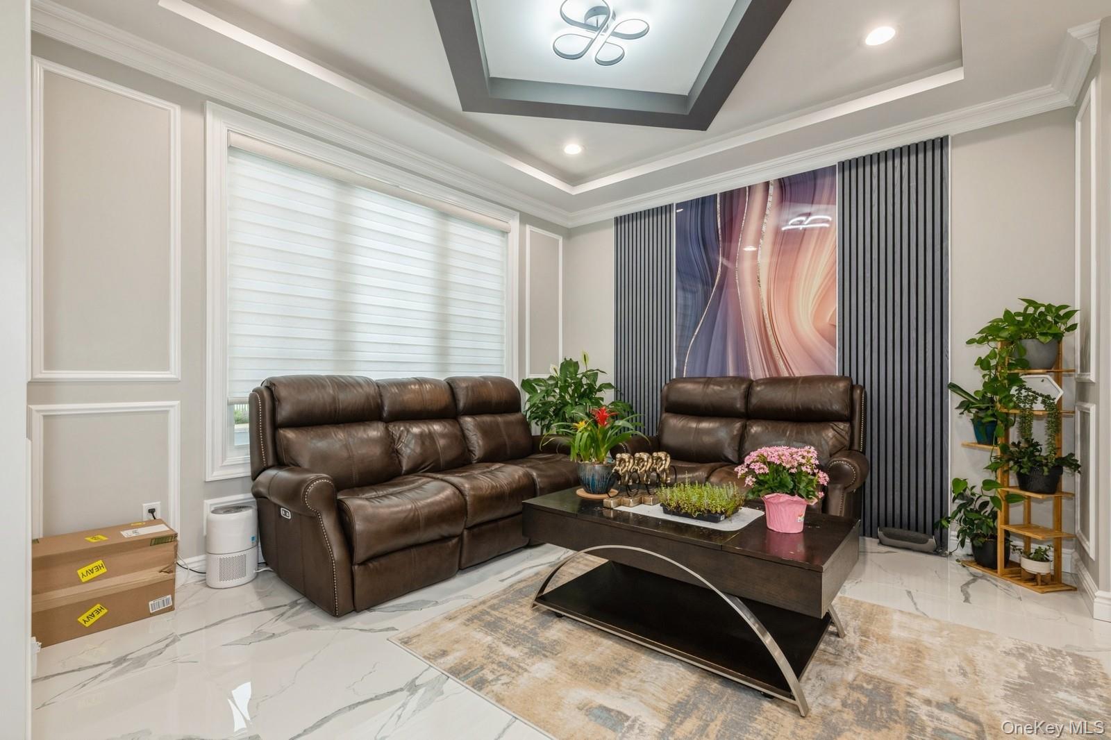 215 Marguerite Ave, South Floral Park, NY 11001