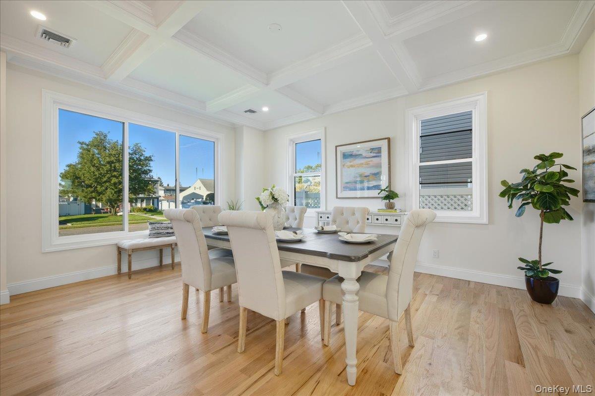 2 Jupiter Lane, Levittown, NY 11756