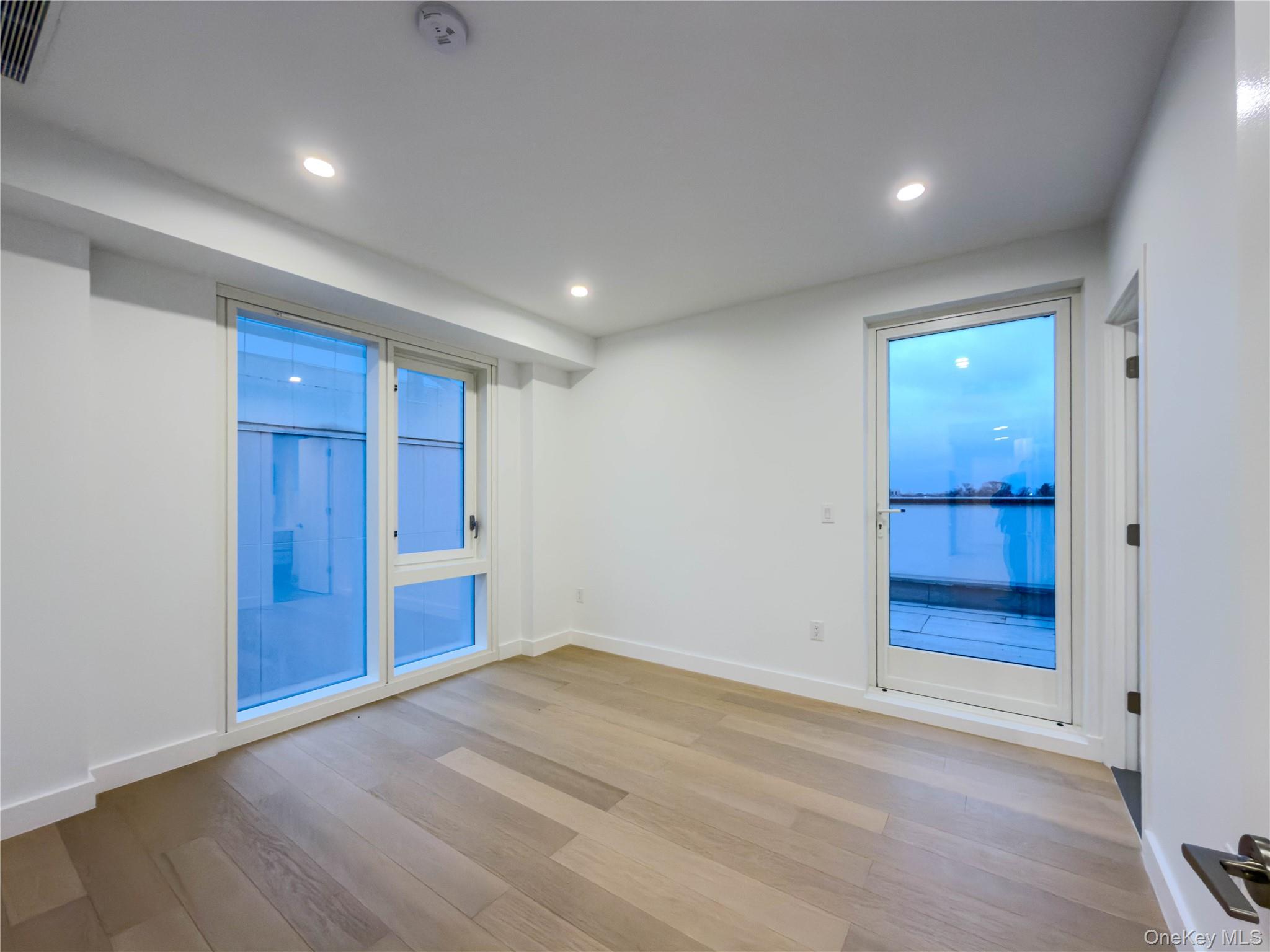 150-02 Northern Boulevard # 3A, Flushing, NY 11354