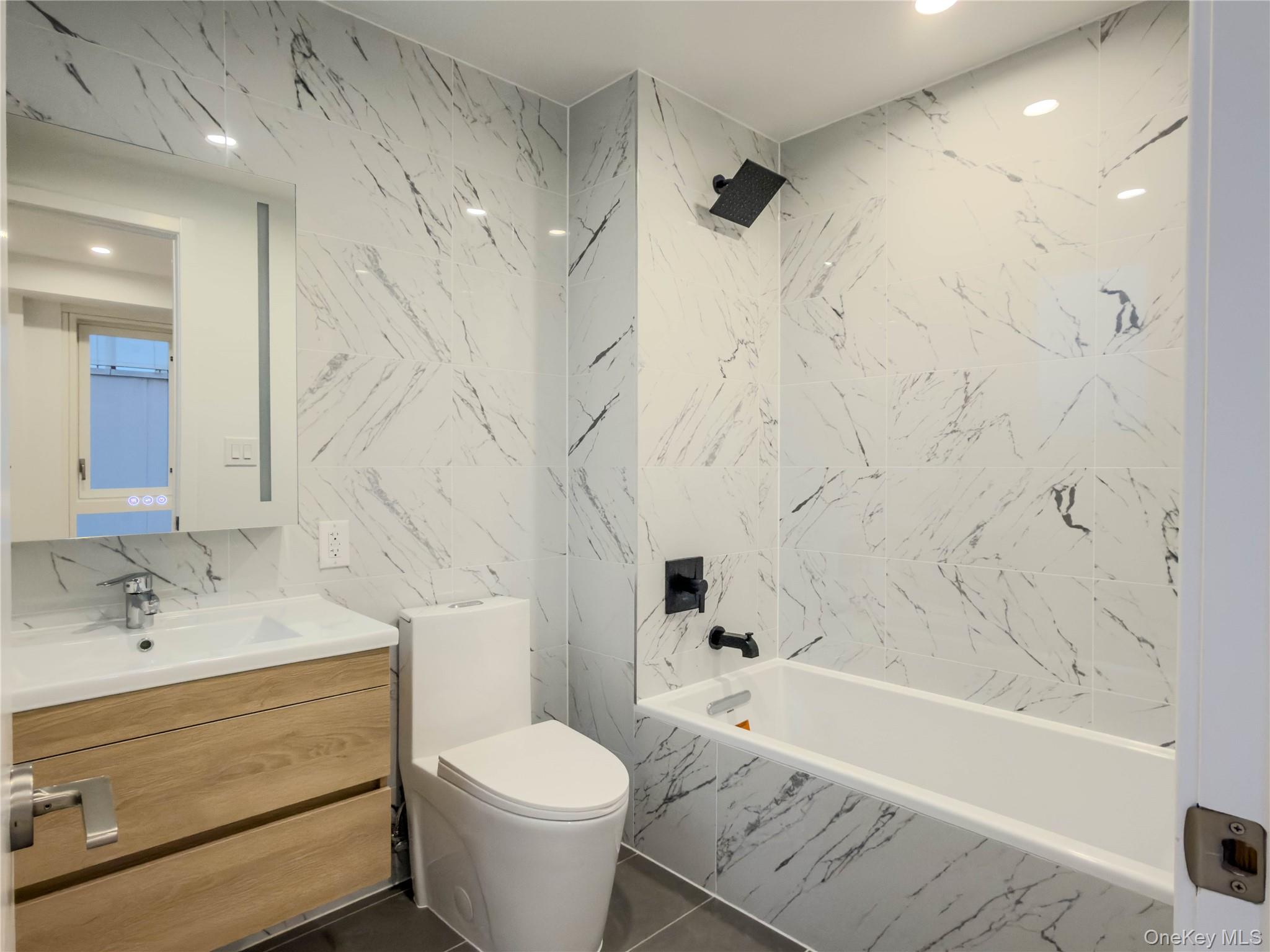 150-02 Northern Boulevard # 3A, Flushing, NY 11354