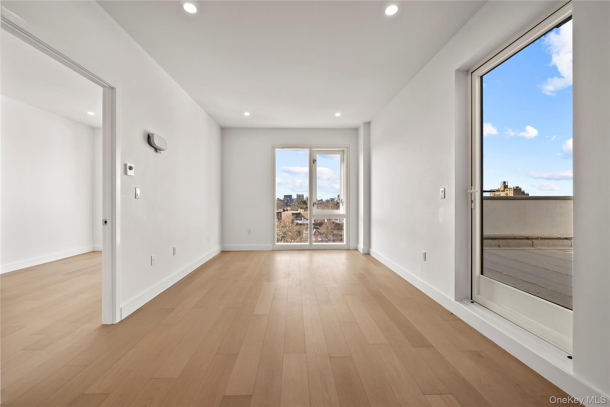 150-02 Northern Boulevard # 6E, Flushing, NY 11354