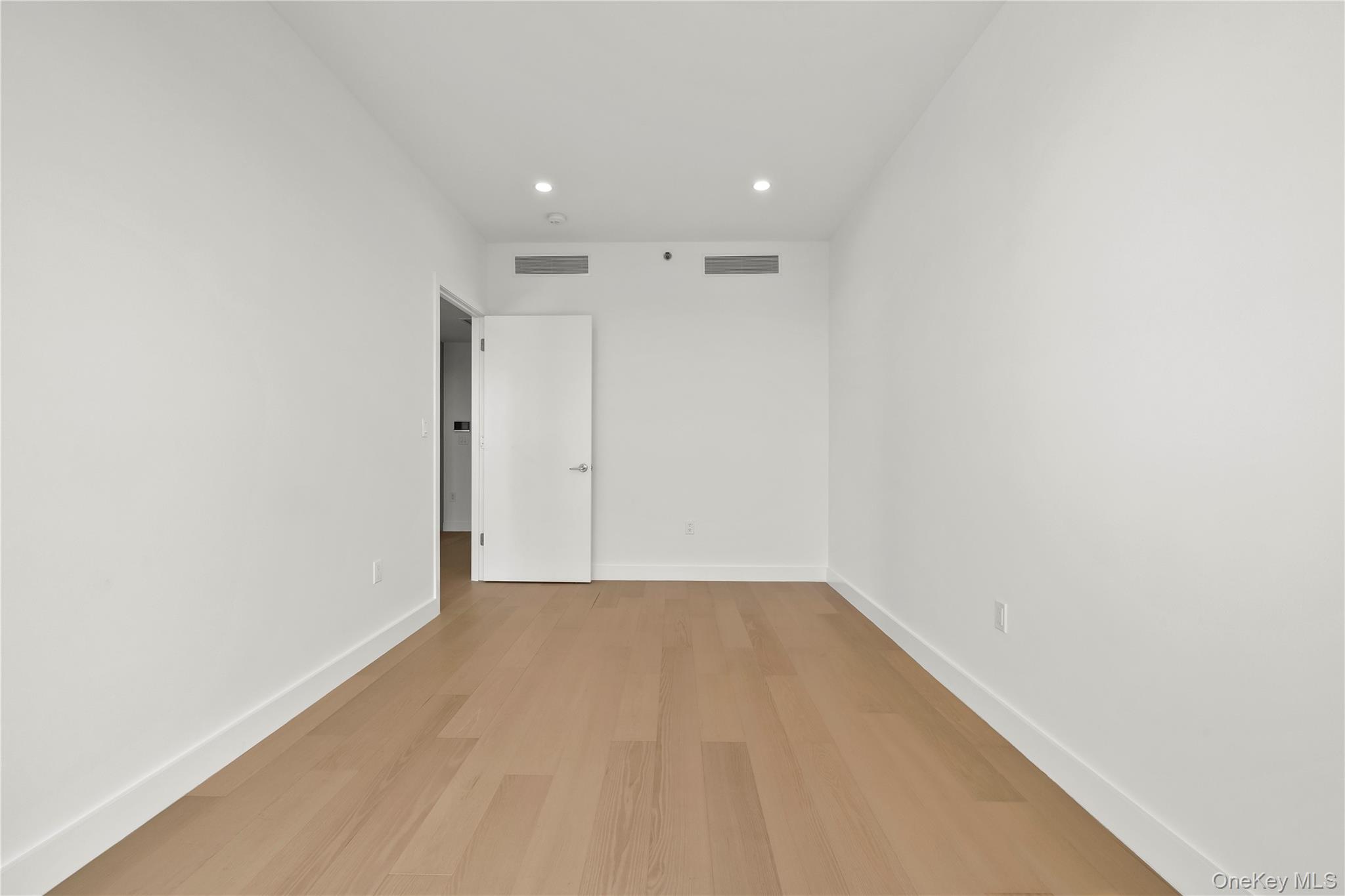 150-02 Northern Boulevard # 6E, Flushing, NY 11354