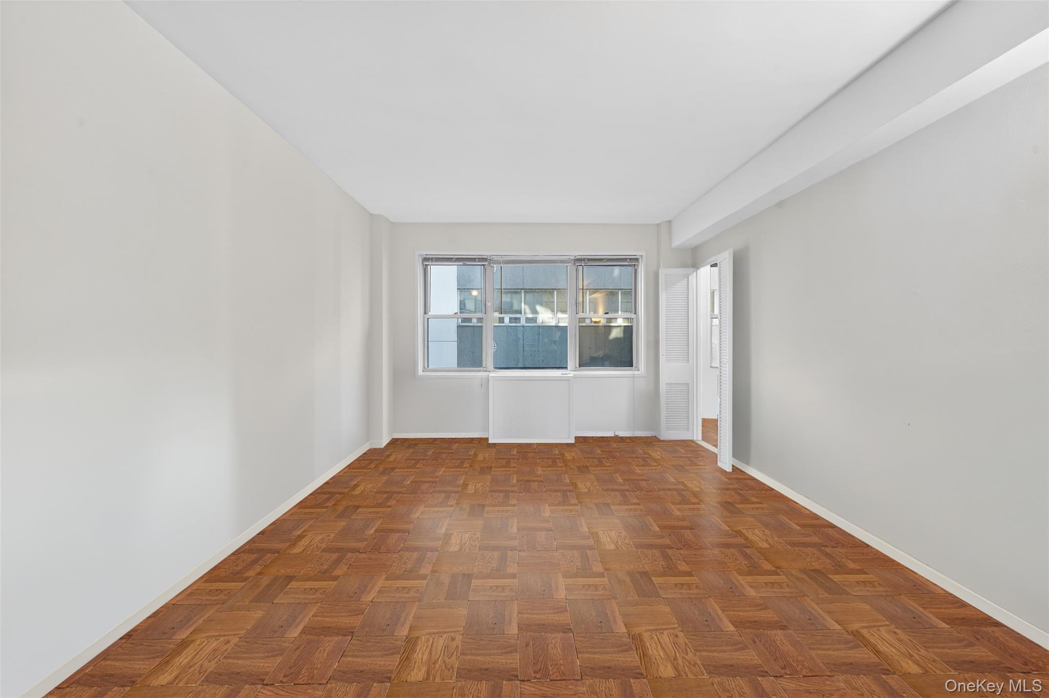 310 E 49th Street # 7-B, New York (Manhattan), NY 10017