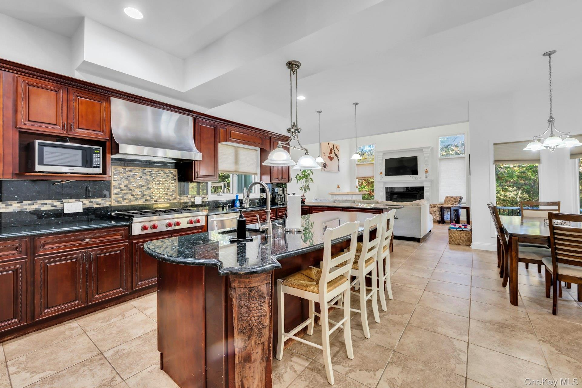 10 Bay Woods Drive, Hampton Bays, NY 11946