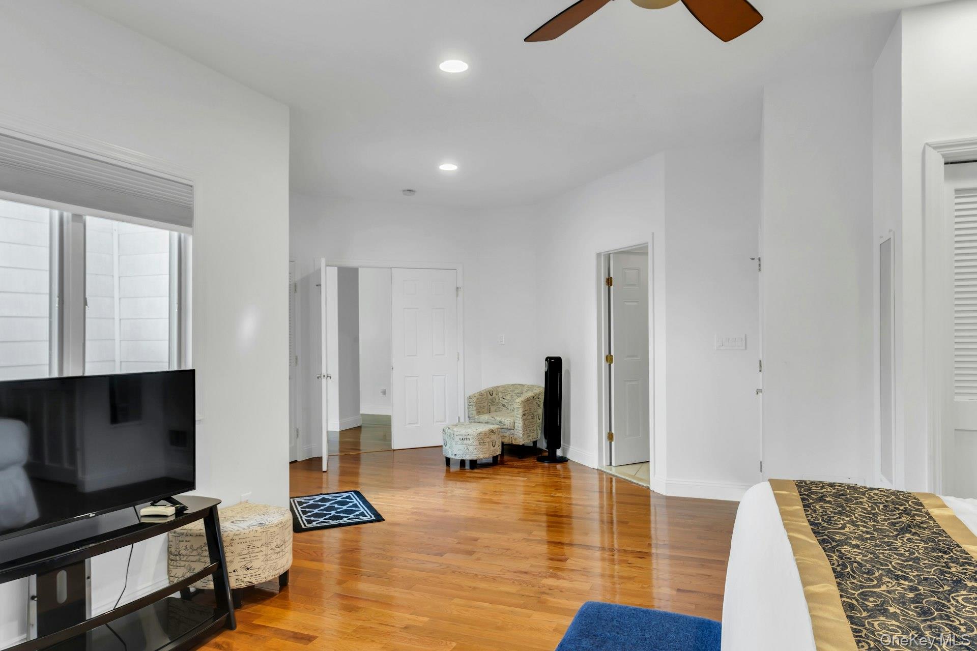 10 Bay Woods Drive, Hampton Bays, NY 11946