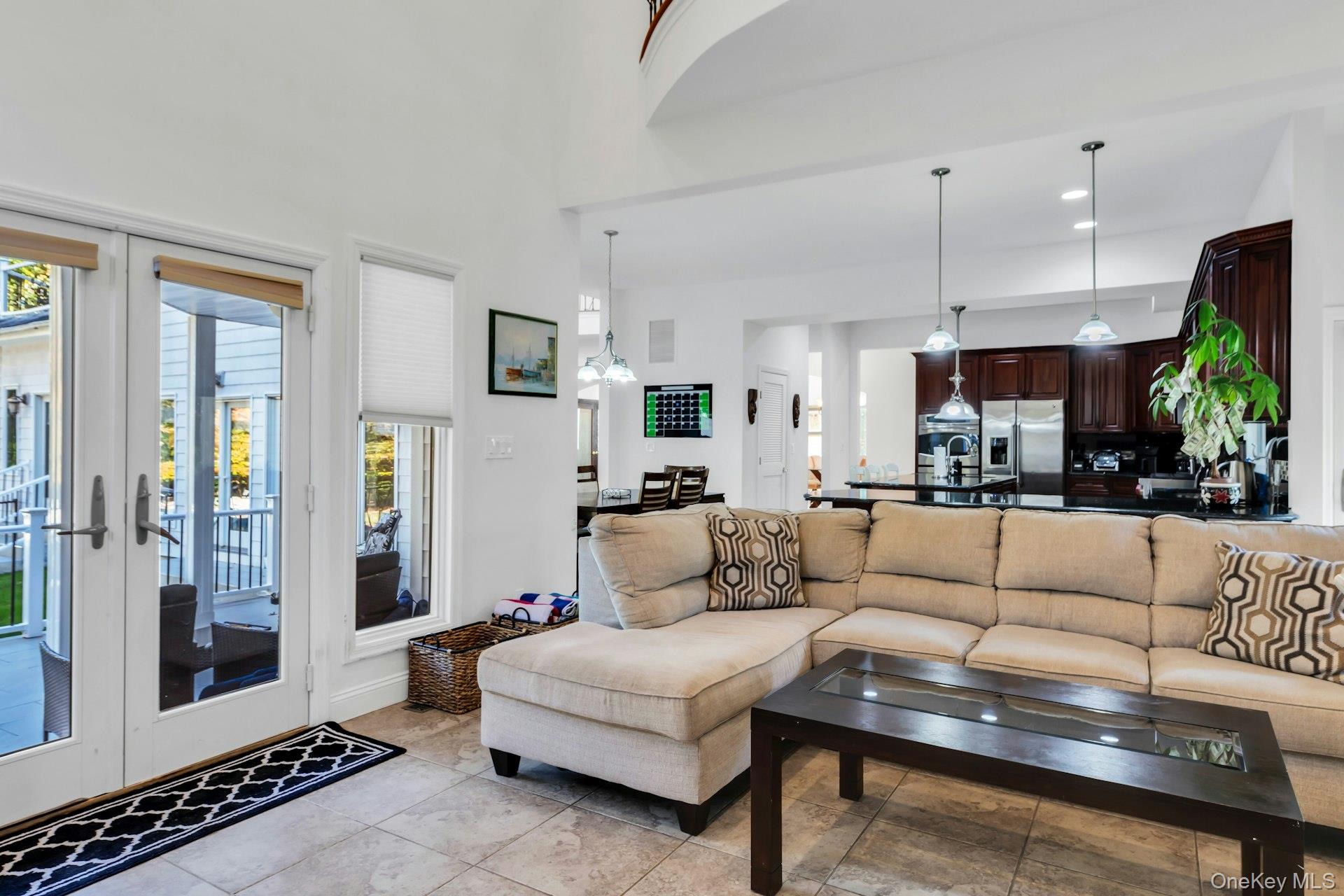 10 Bay Woods Drive, Hampton Bays, NY 11946