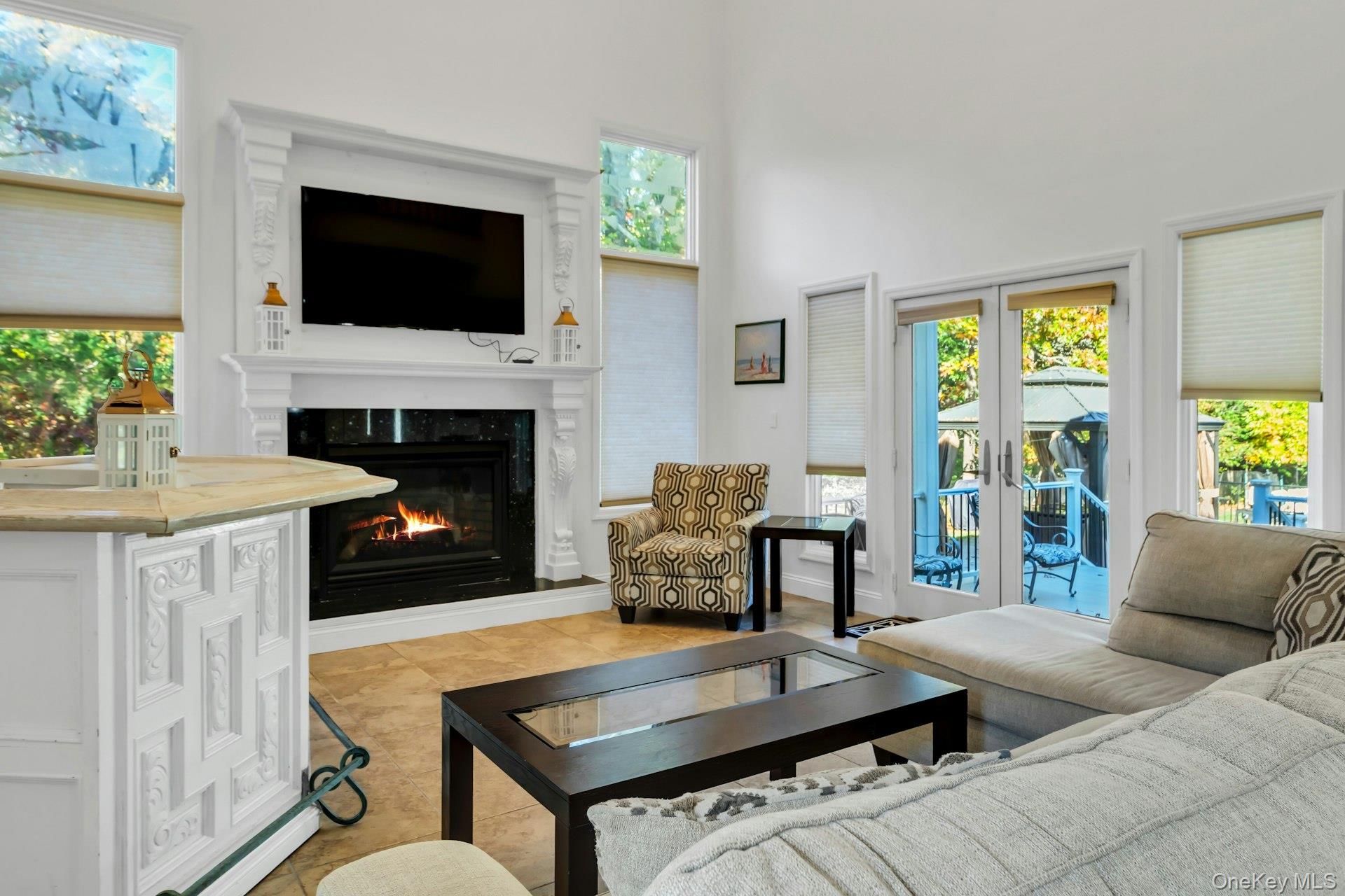 10 Bay Woods Drive, Hampton Bays, NY 11946