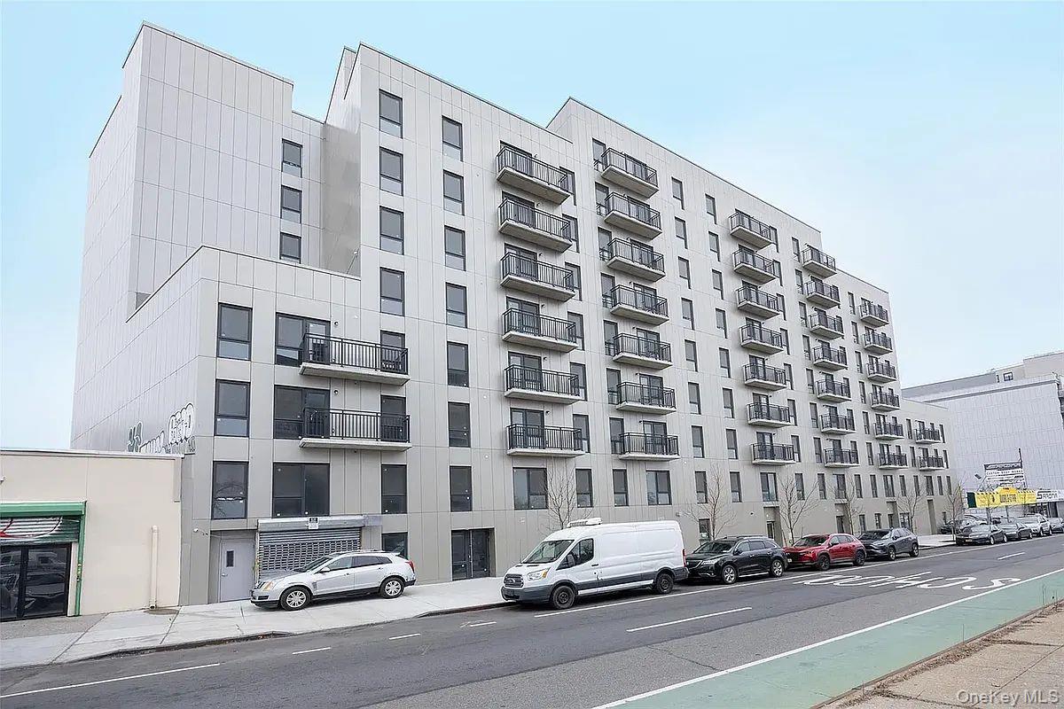 70-40 45th Avenue # 8H, Woodside, NY 11377