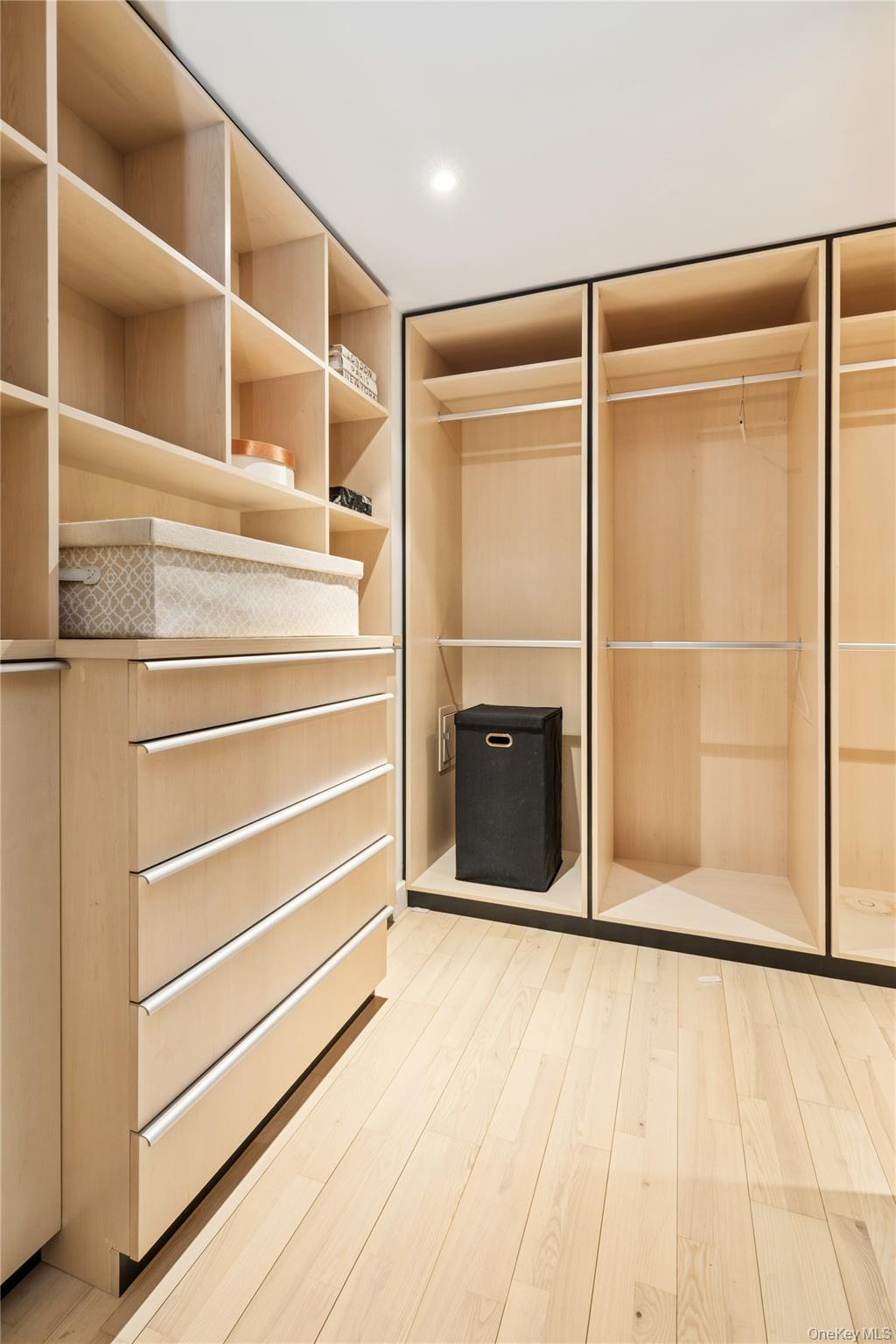 322 W 57th Street # 47K1, New York (Manhattan), NY 10019