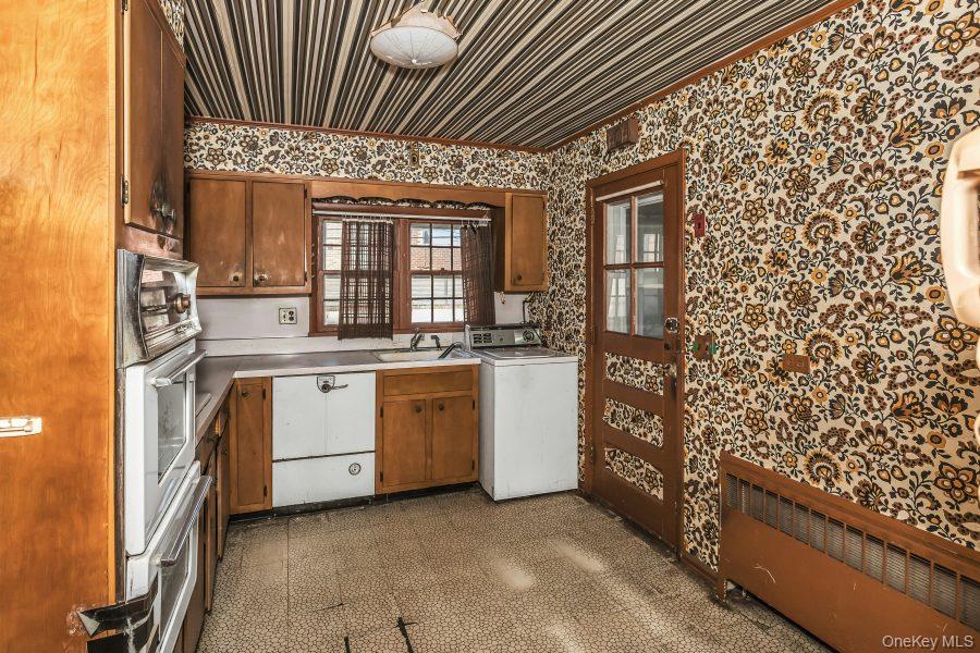 545 W Olive Street, Long Beach, NY 11561