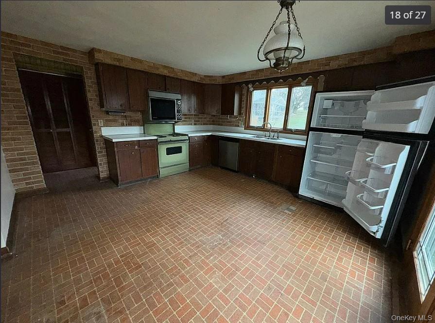 307 SHERWOOD, Call Listing Agent, NY 13031