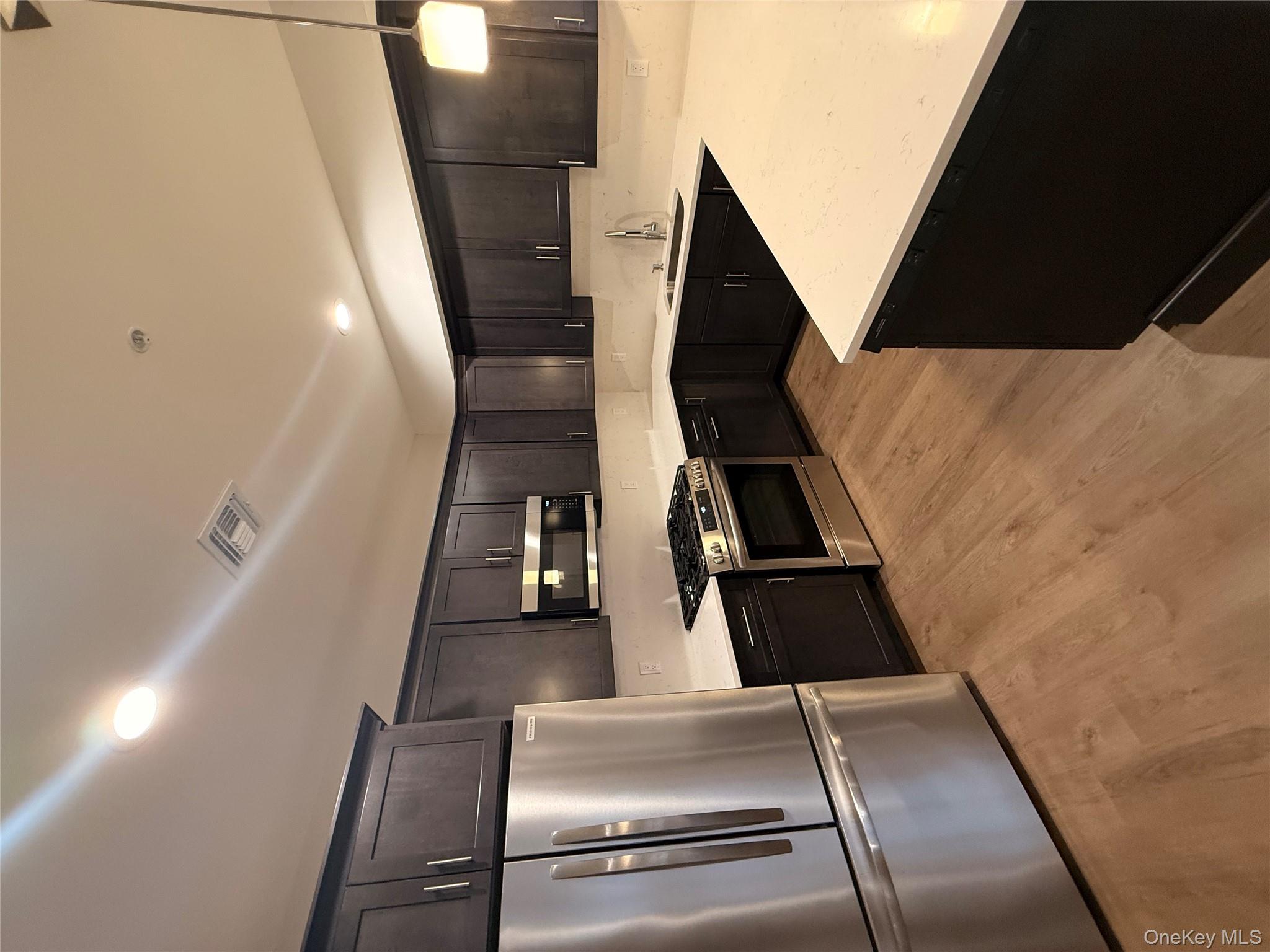 122 Greenwich Avenue # 301, Goshen, NY 10924