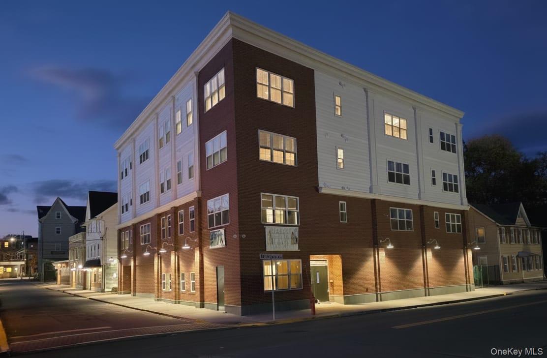 122 Greenwich Avenue # 303, Goshen, NY 10924