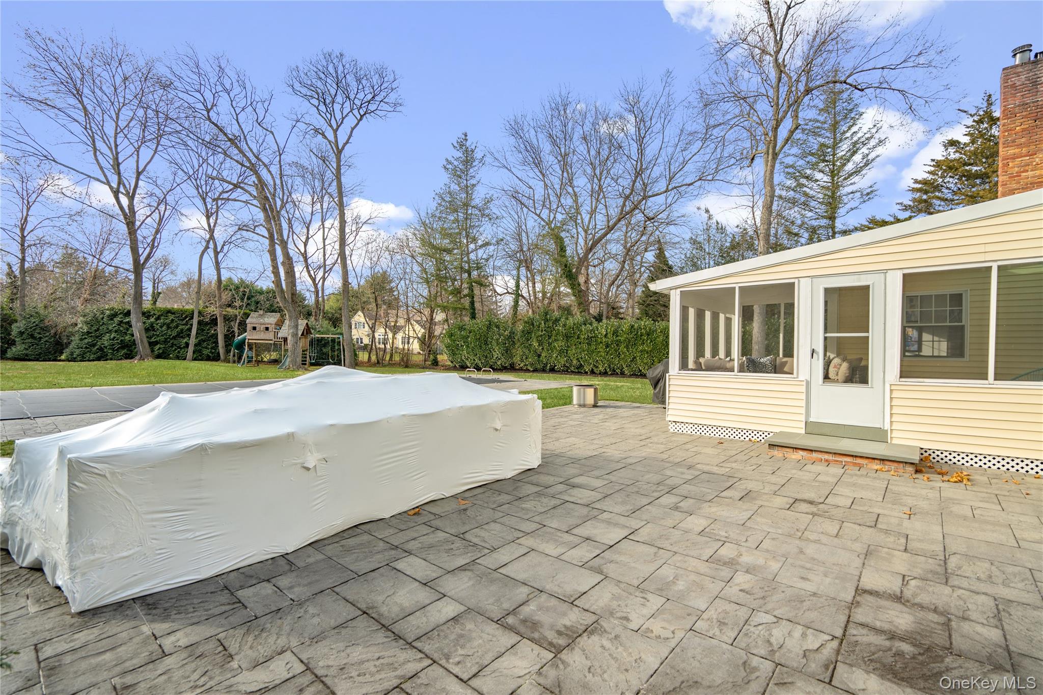 172 Burtis Lane, Syosset, NY 11791