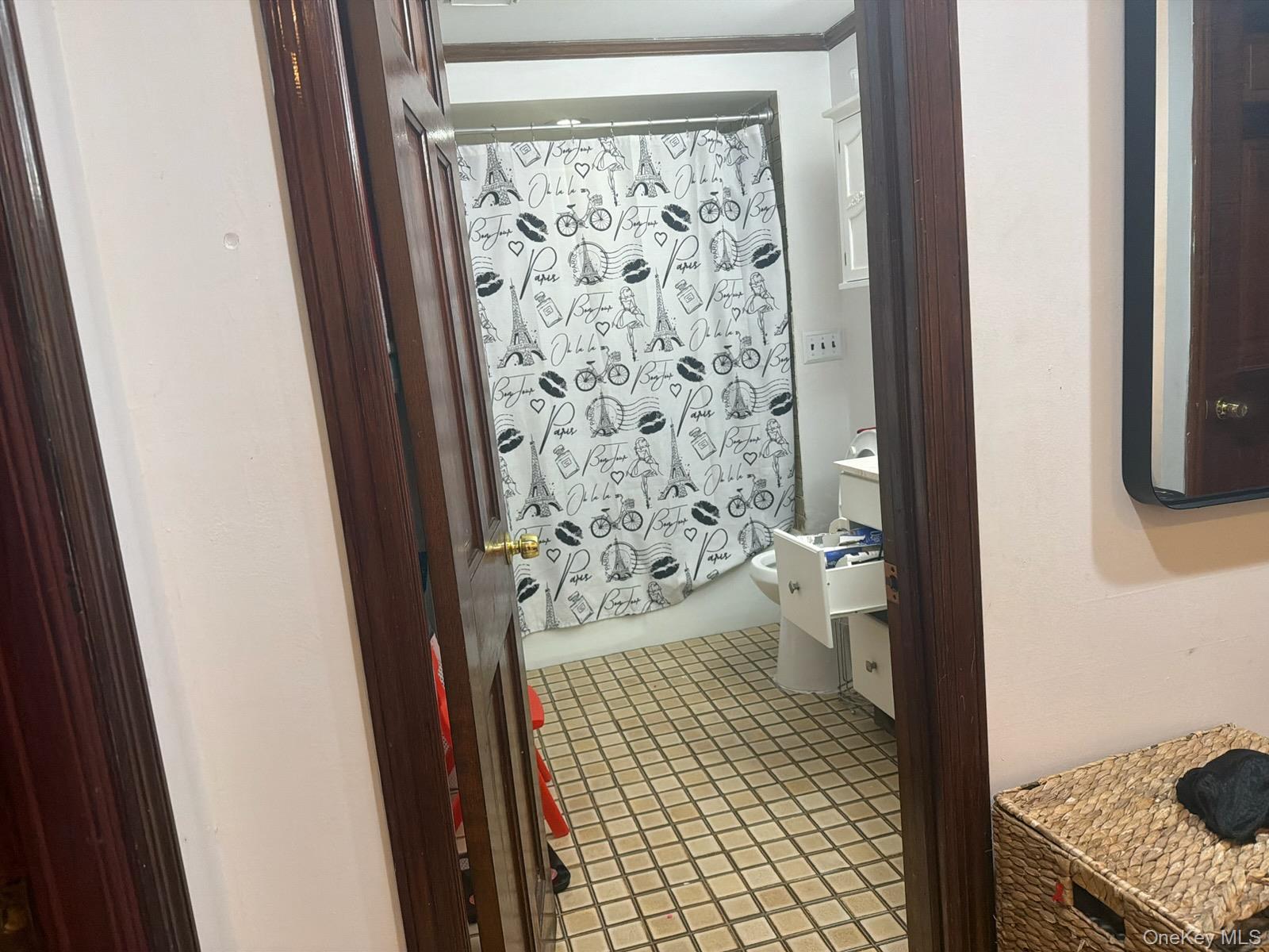 249 Calhoun Avenue, Bronx, NY 10465