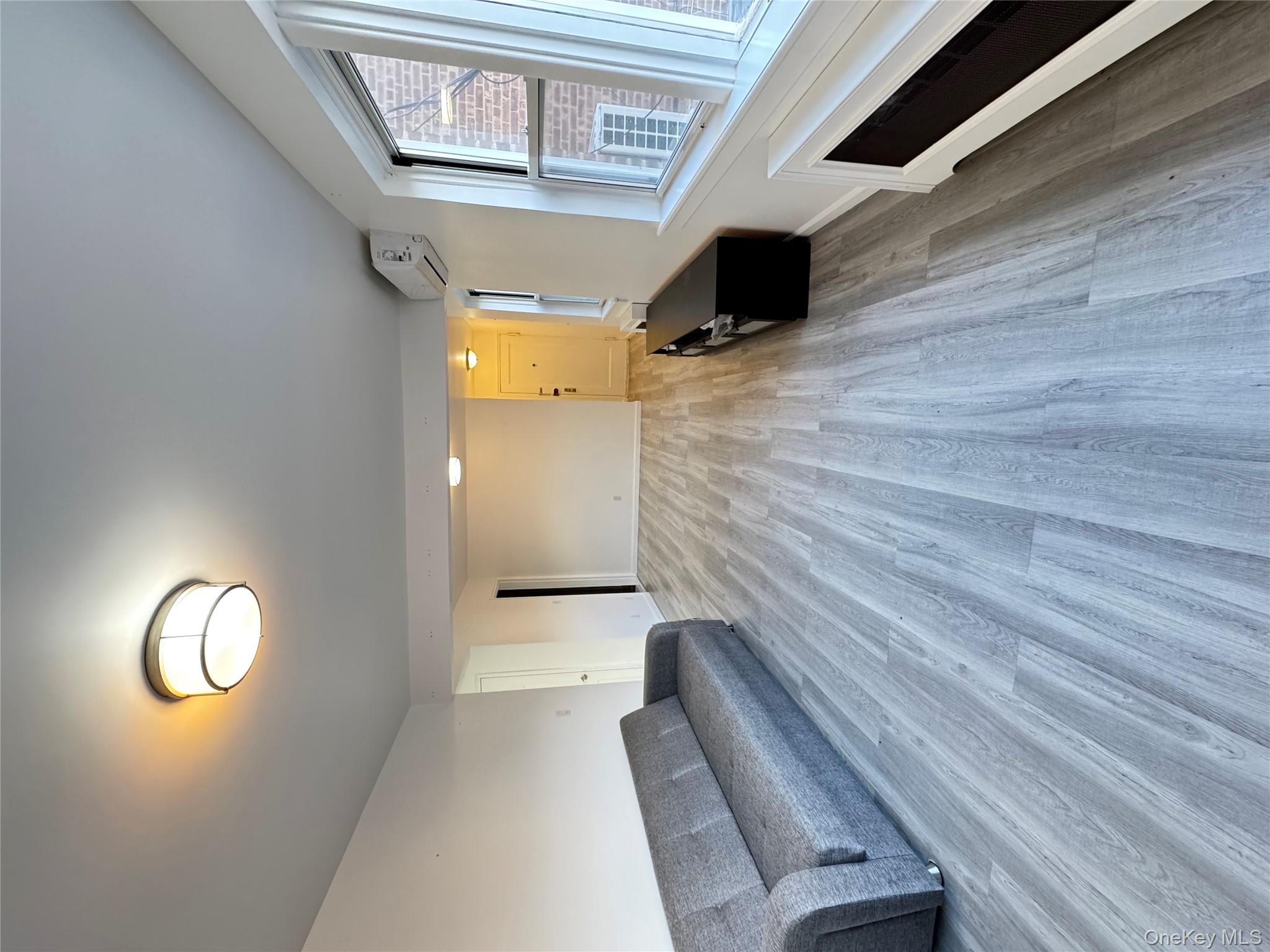 68-09 138th Street # 2B, Flushing, NY 11367