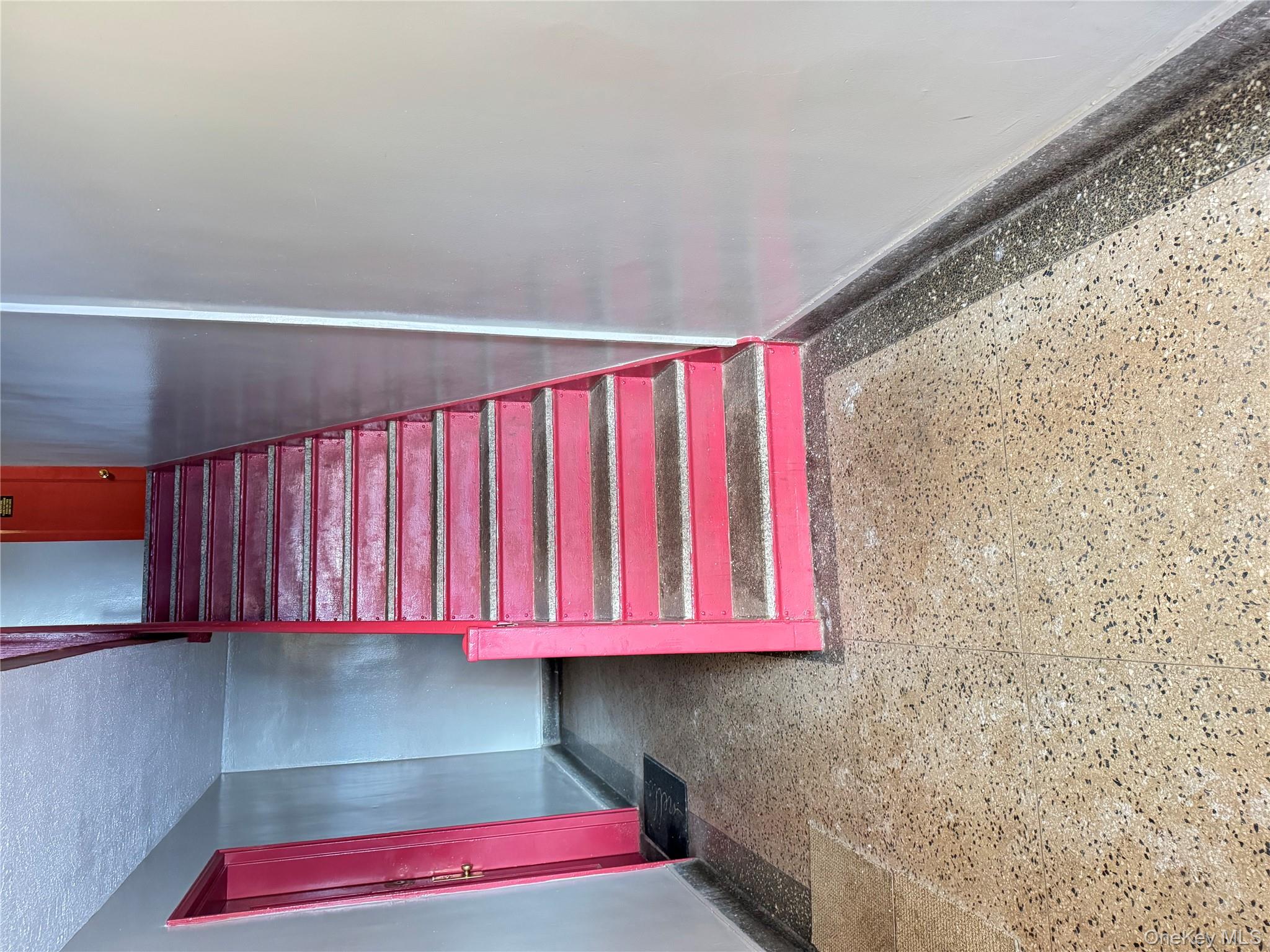 68-09 138th Street # 2B, Flushing, NY 11367