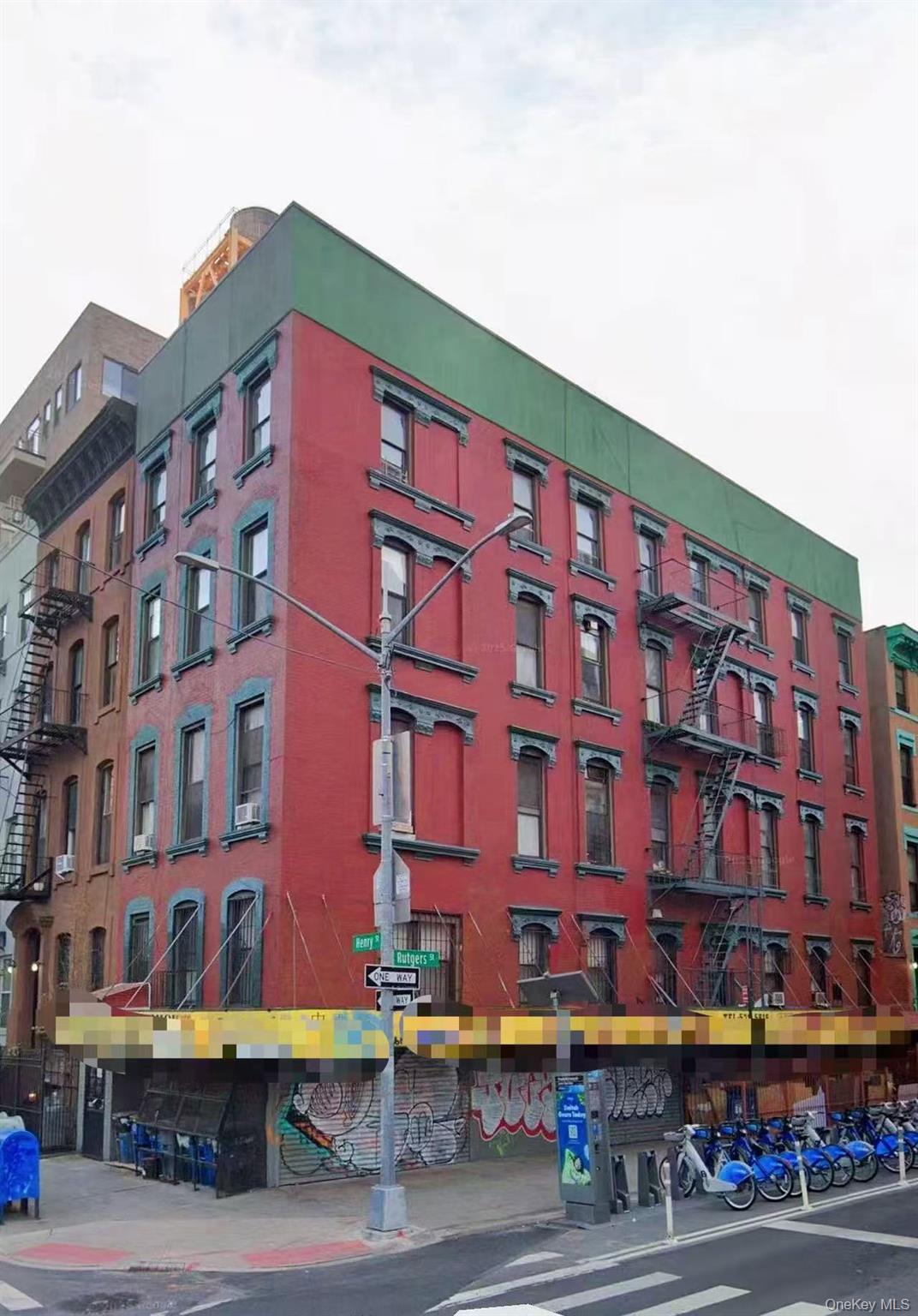 146 Henry Street, New York (Manhattan), NY 10002