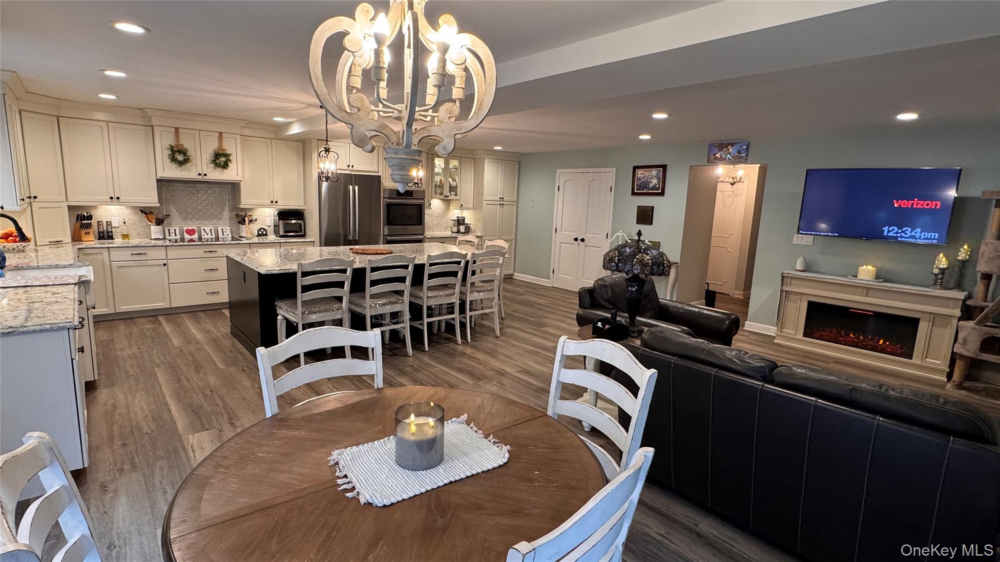 71 Home Street, Malverne, NY 11565